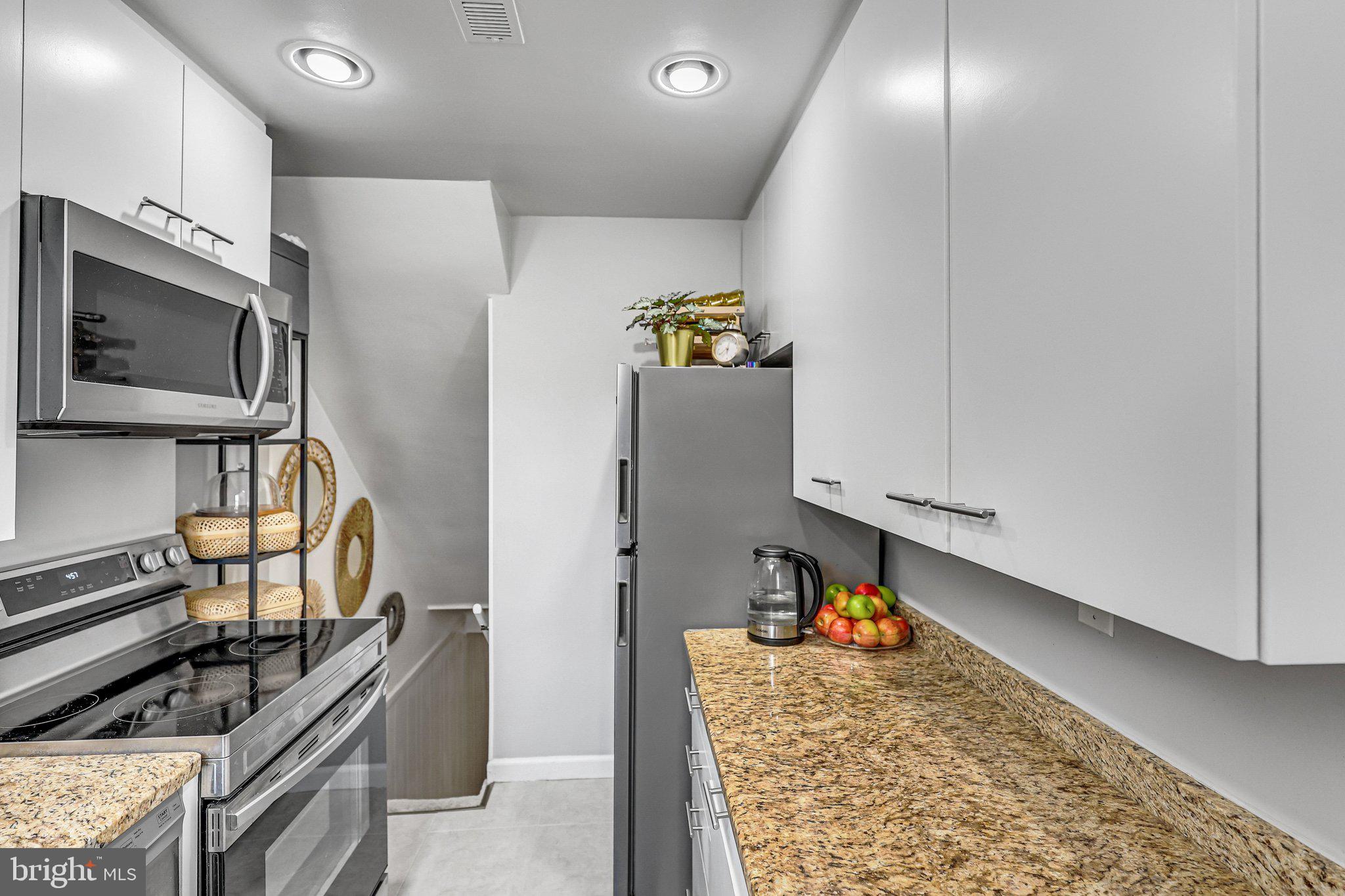 FAIRLINGTON VILLAGES - Residential