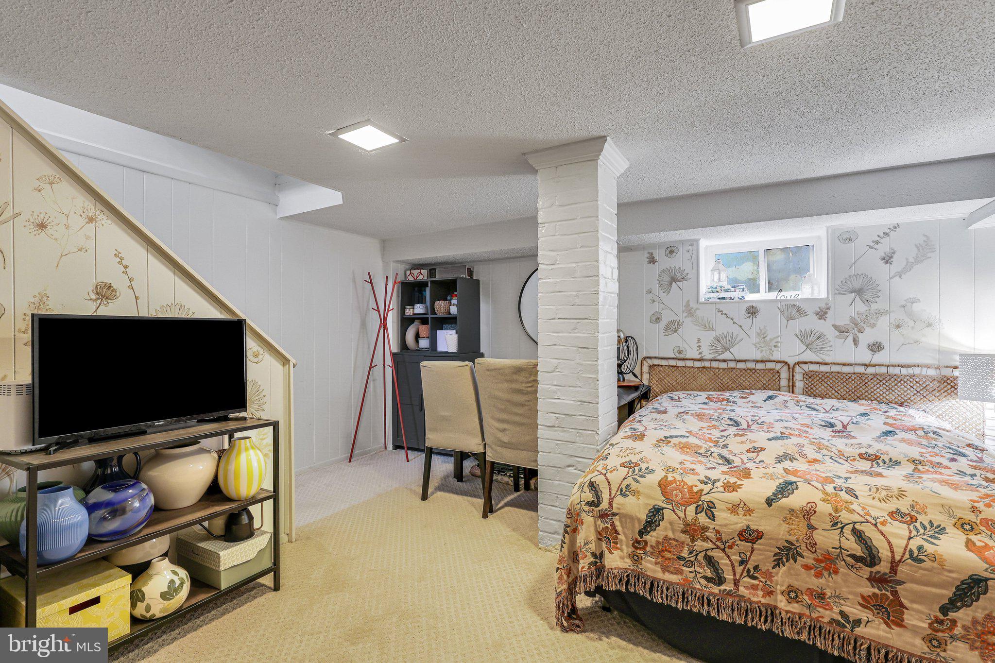 FAIRLINGTON VILLAGES - Residential