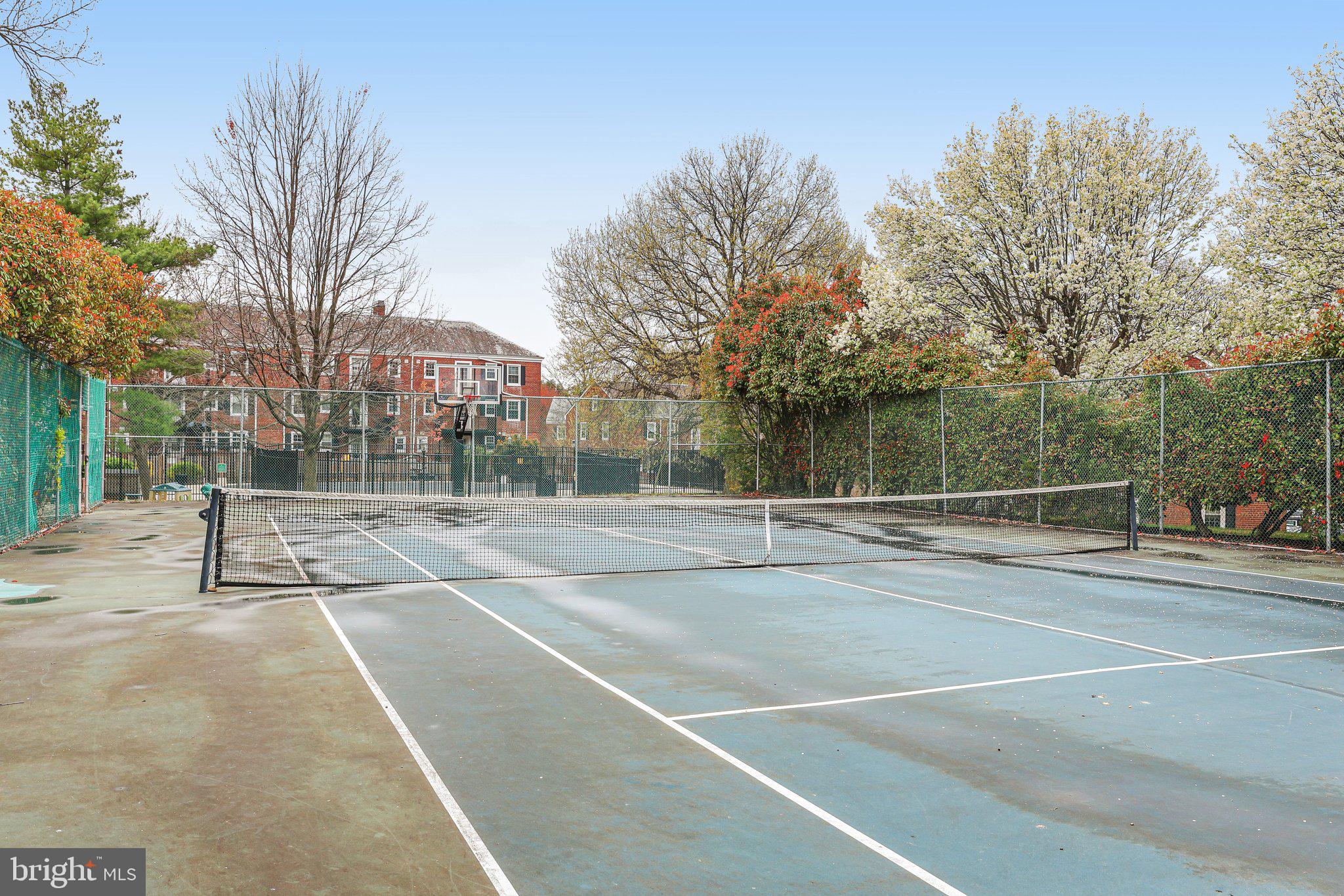 FAIRLINGTON VILLAGES - Residential