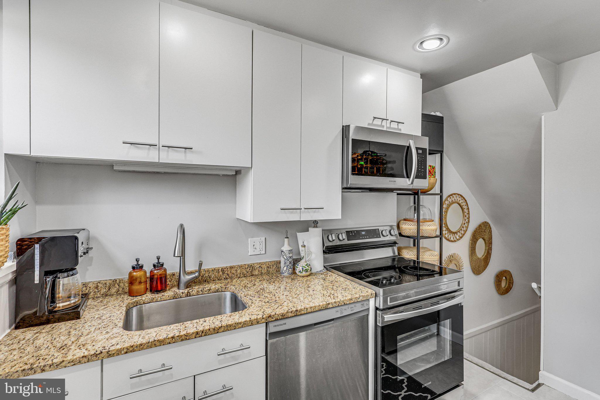 FAIRLINGTON VILLAGES - Residential