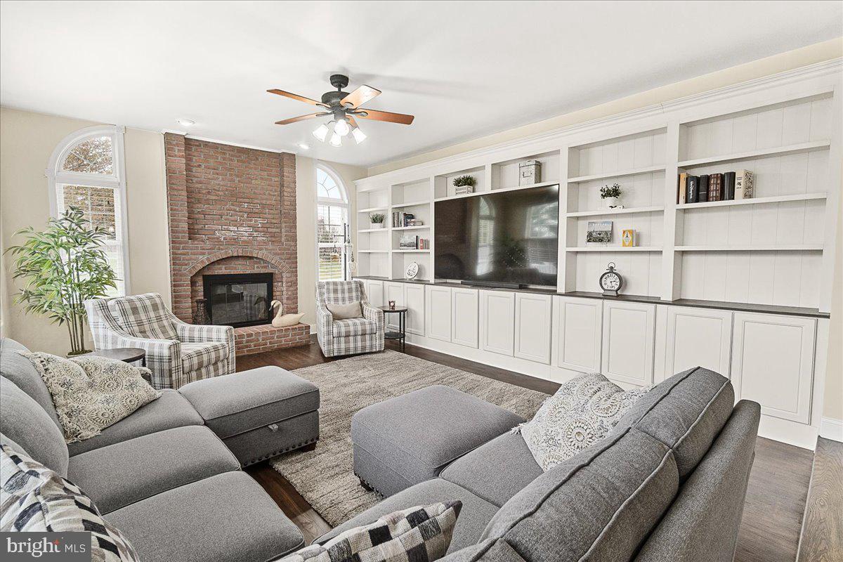 VALLEY RIDGE ESTATES - Residential