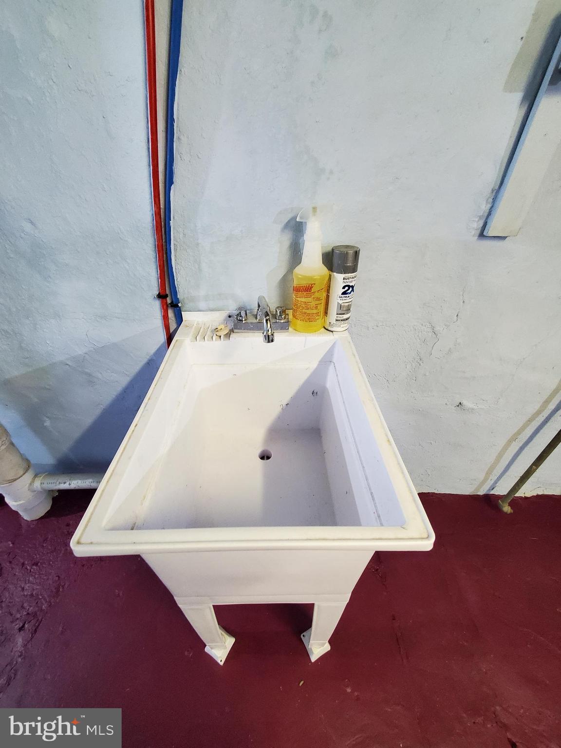 SUMMERDALE - Residential