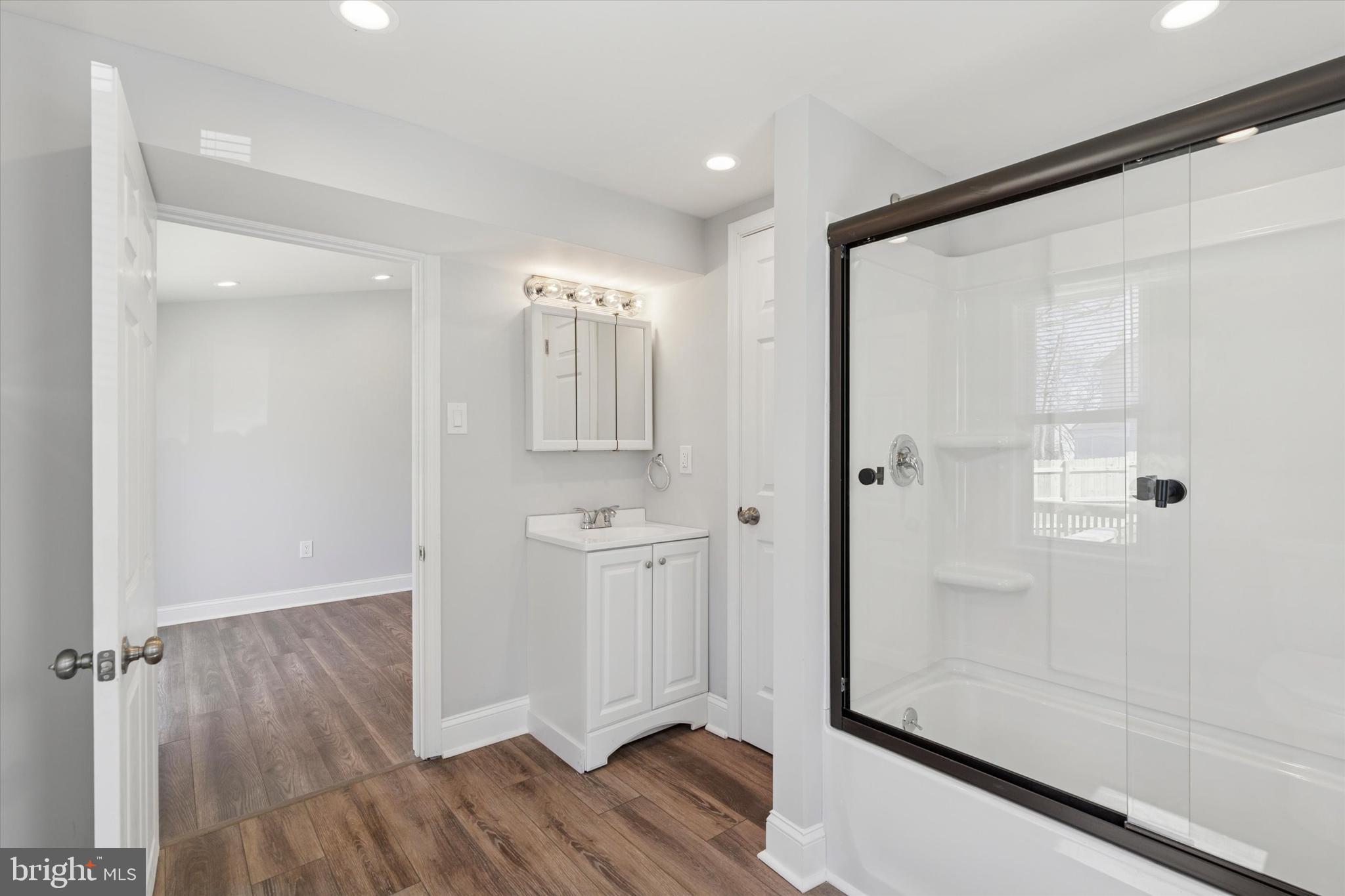 LAFAYETTE HILL - Residential