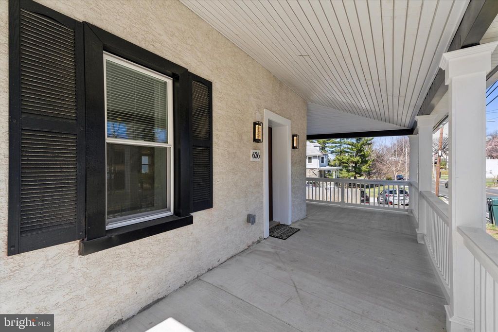 Photo of 636 Ridge Pike, LAFAYETTE HILL, PA 19444 (MLS # PAMC2159252)