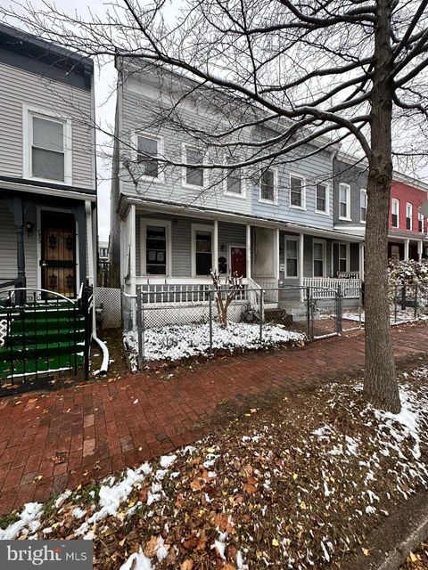 Photo of 733 Morton Street NW, WASHINGTON, DC 20010 (MLS # DCDC2234002)