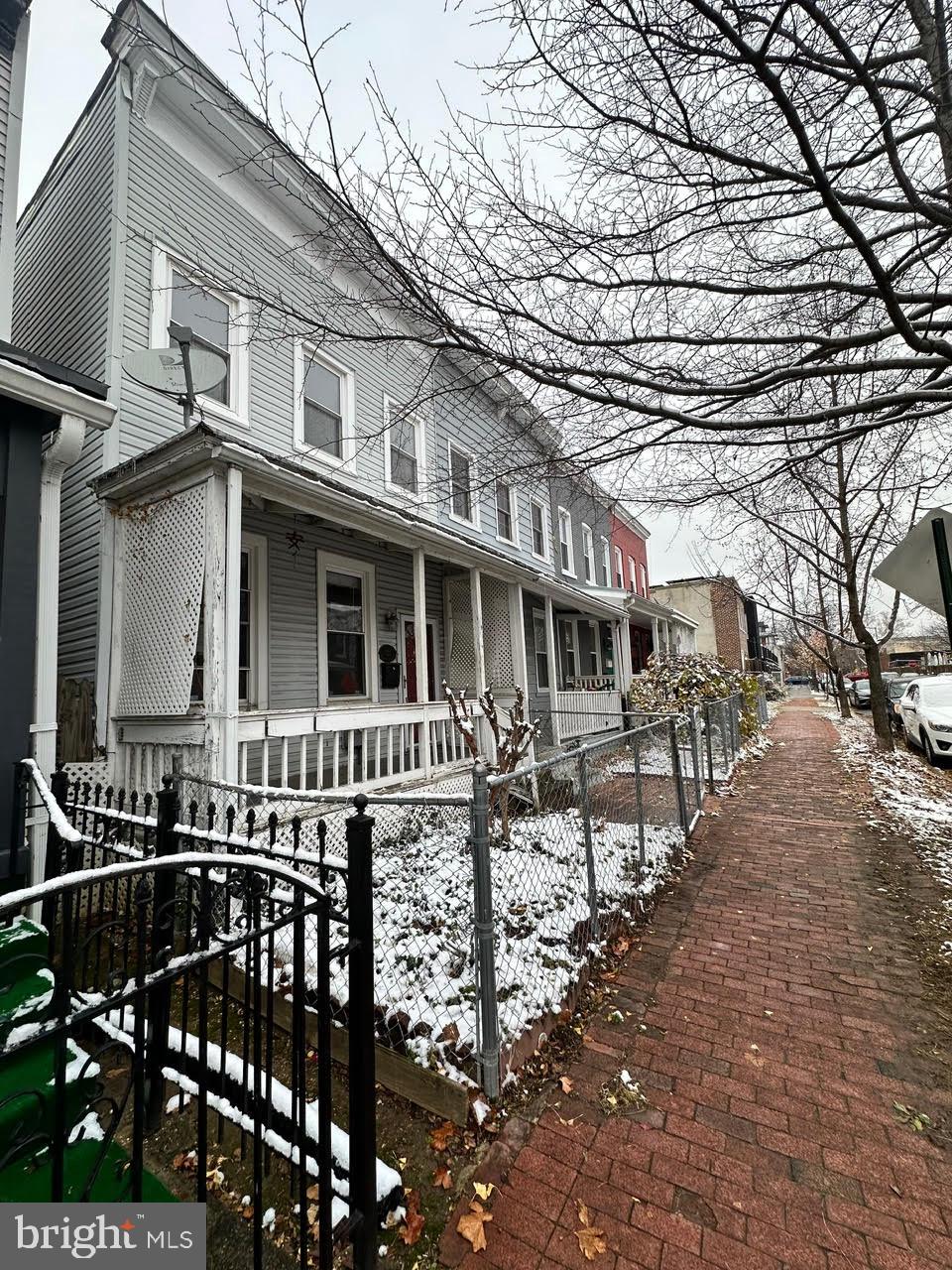 733 MORTON STREET NW