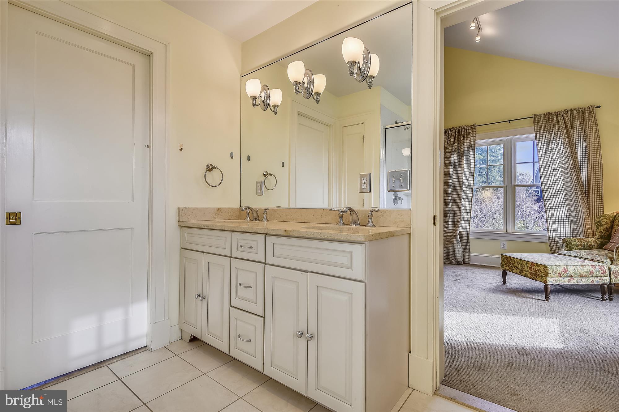 RUXTON - Residential