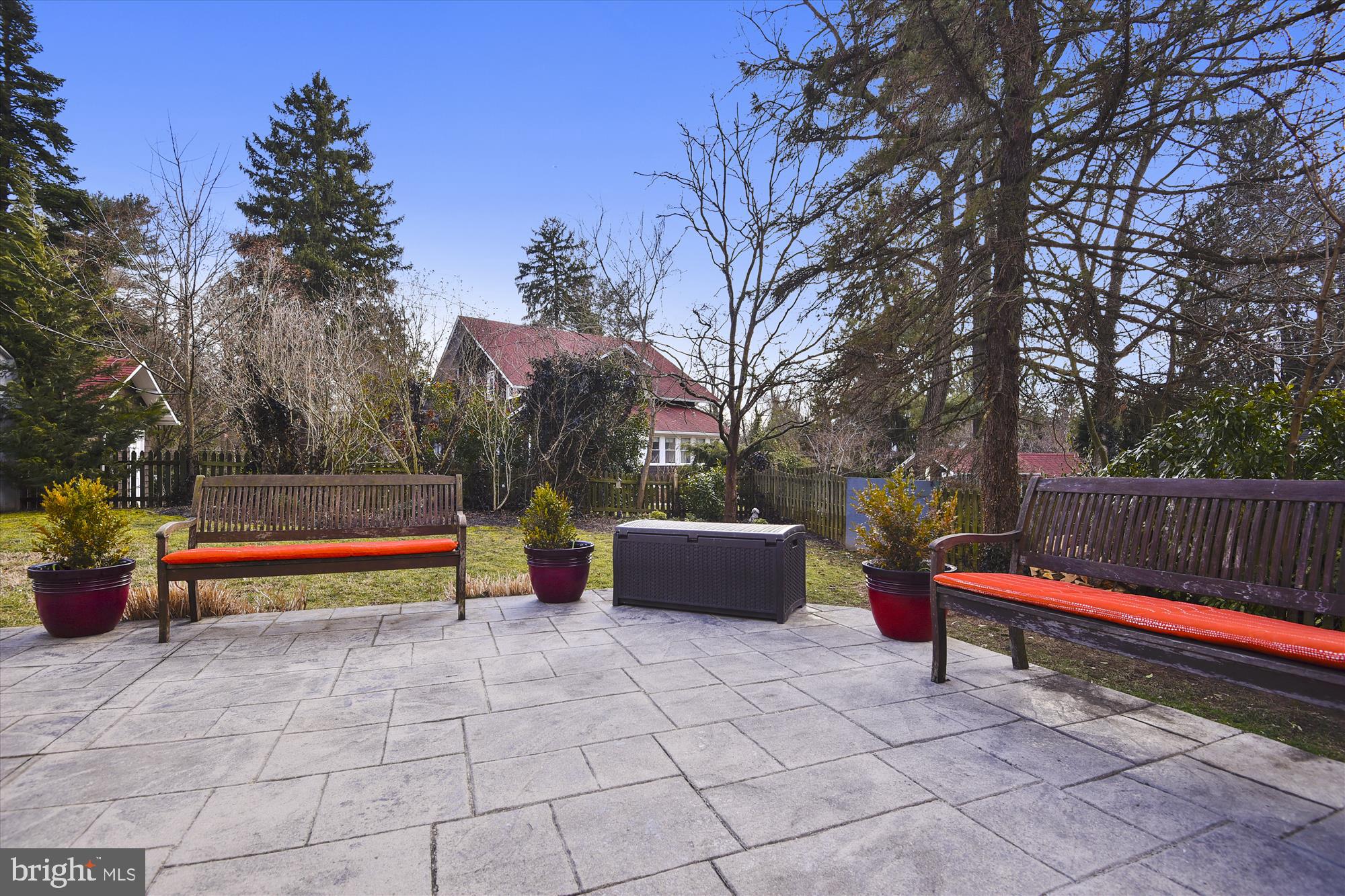 RUXTON - Residential