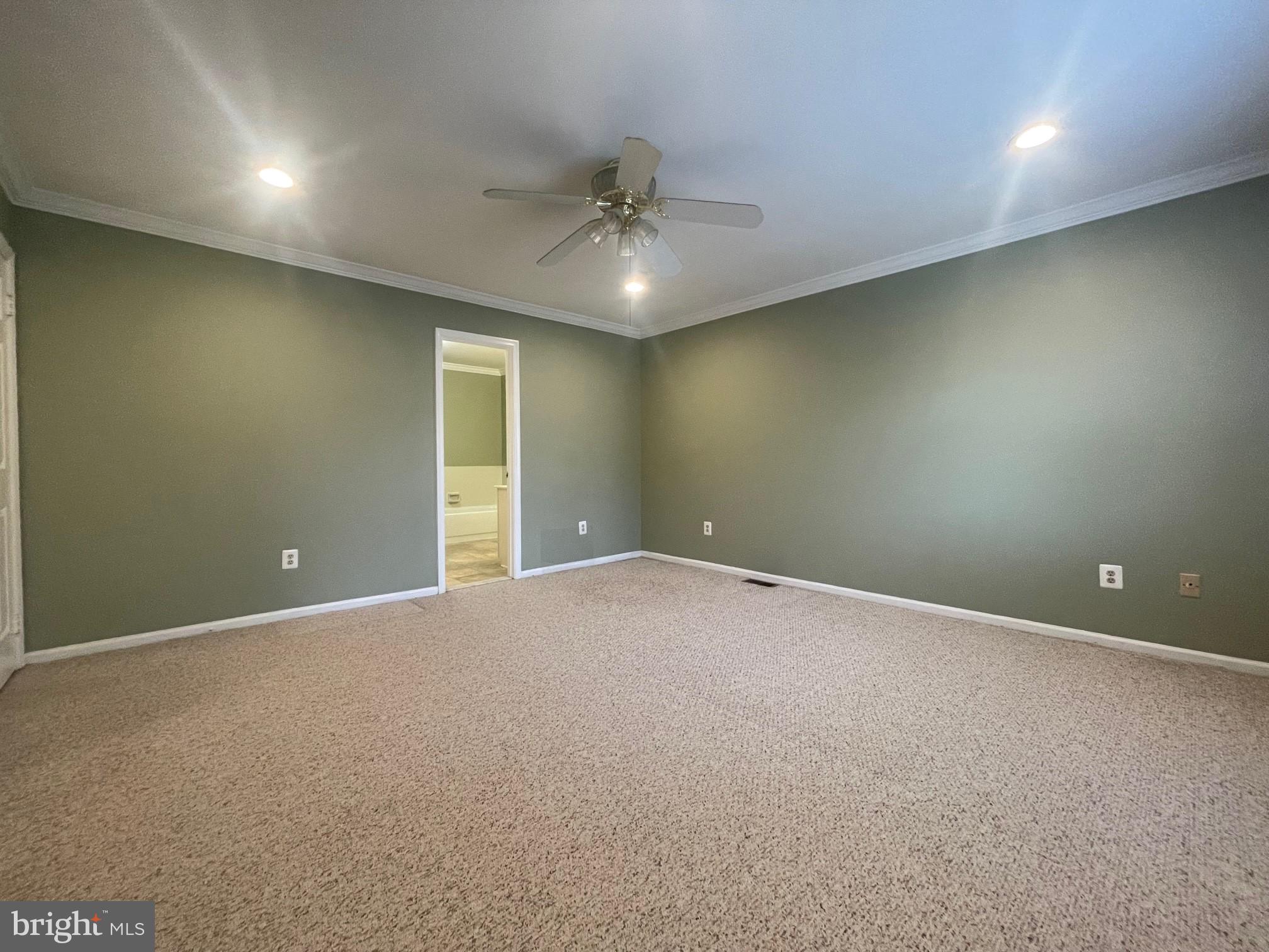 FIVE OAKS ESTATES - Residential Lease