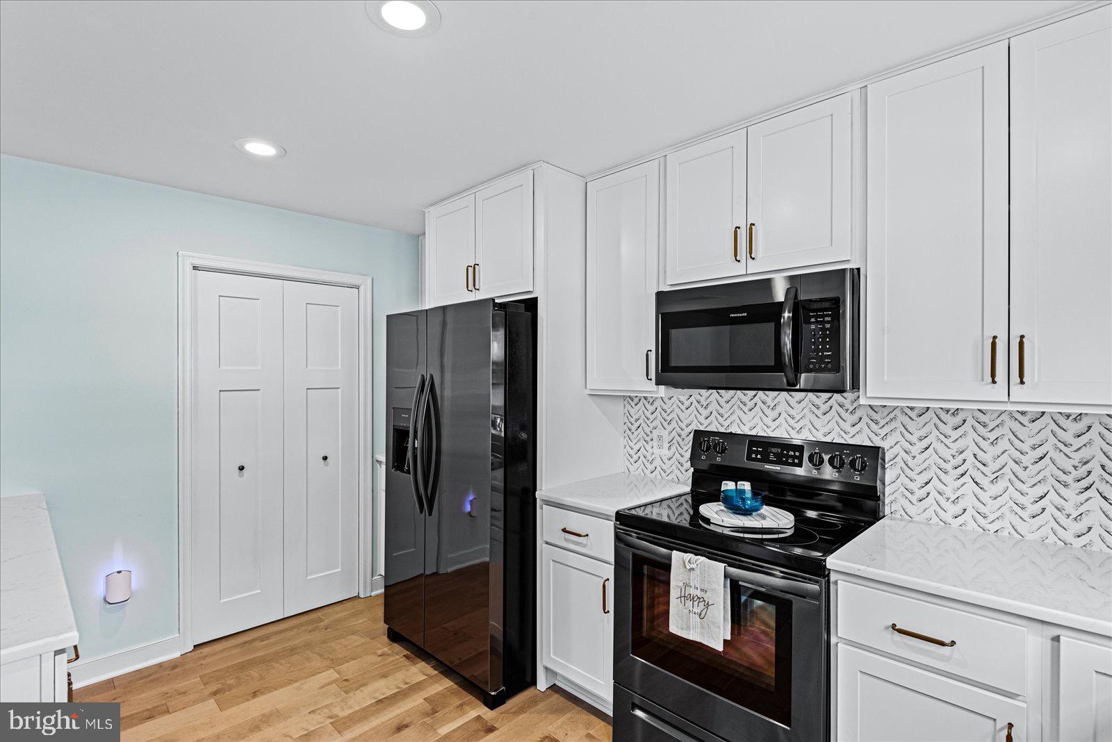 HARBOR VIEW - Residential