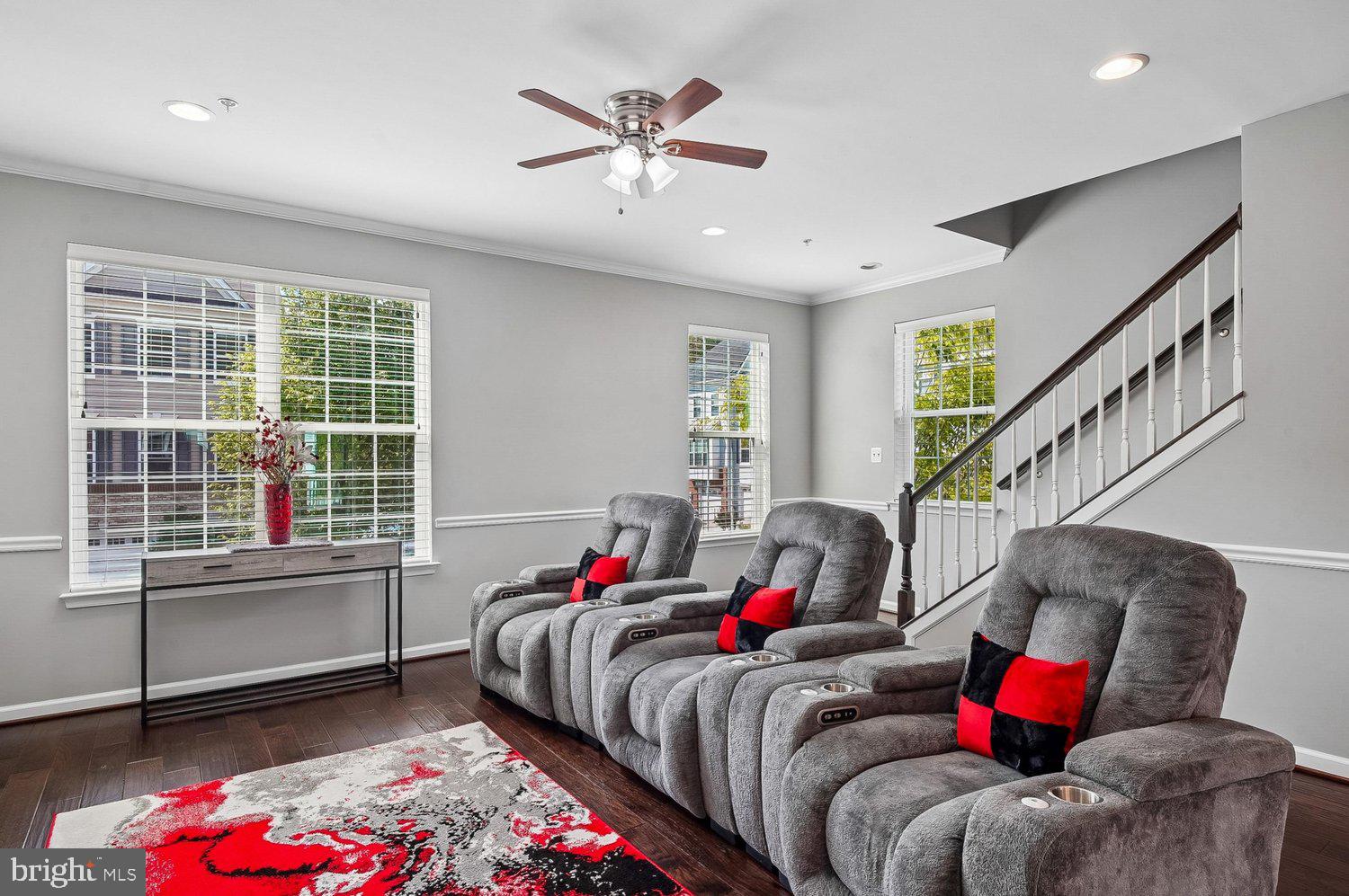 DORCHESTER VIEW - Residential