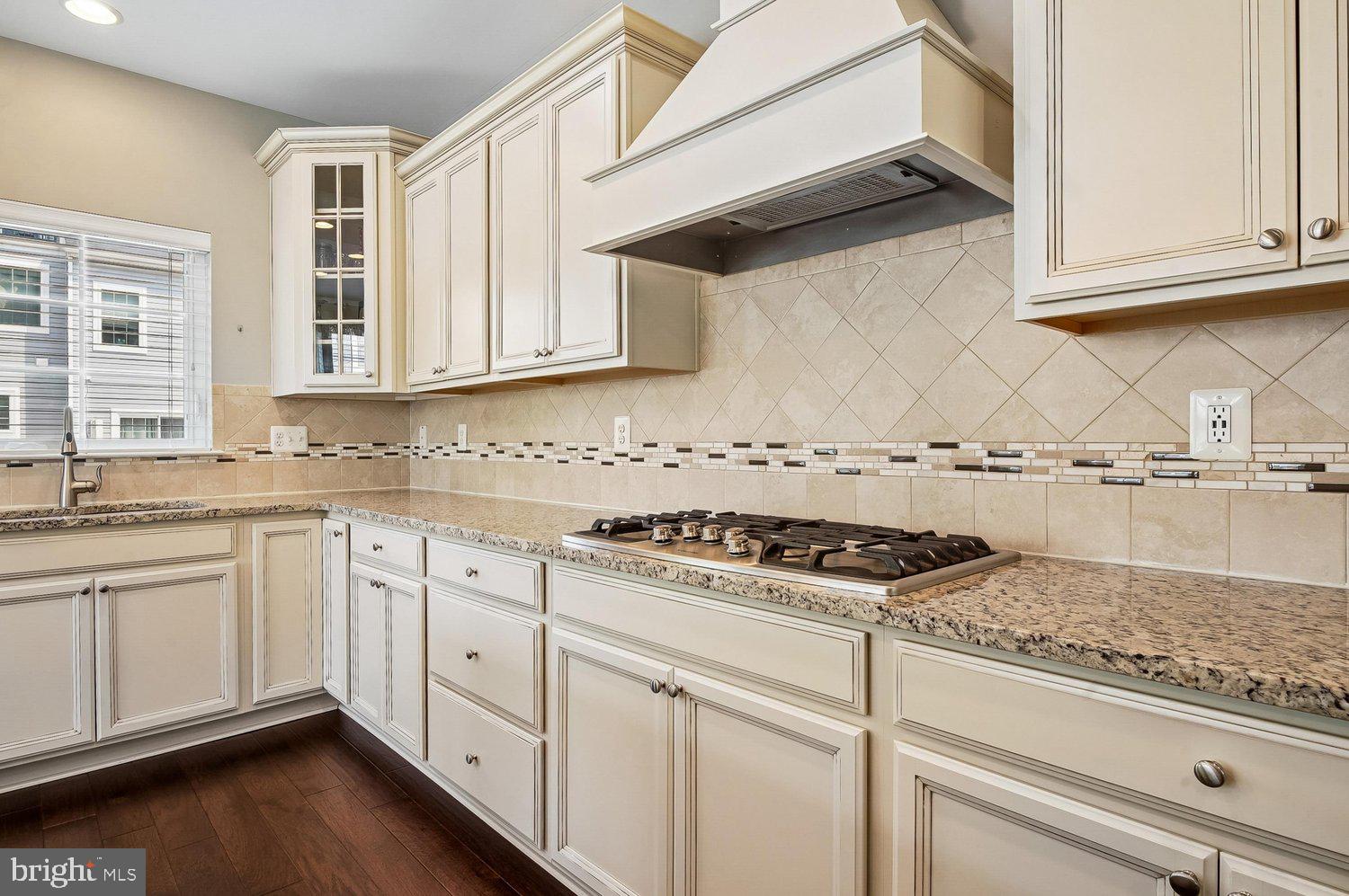 DORCHESTER VIEW - Residential