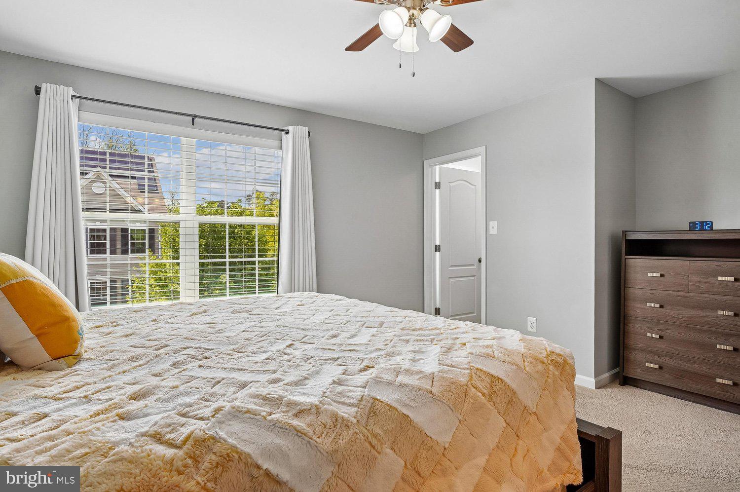 DORCHESTER VIEW - Residential