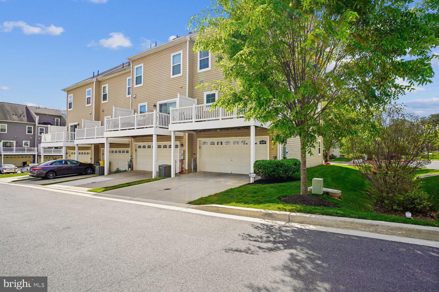 DORCHESTER VIEW - Residential