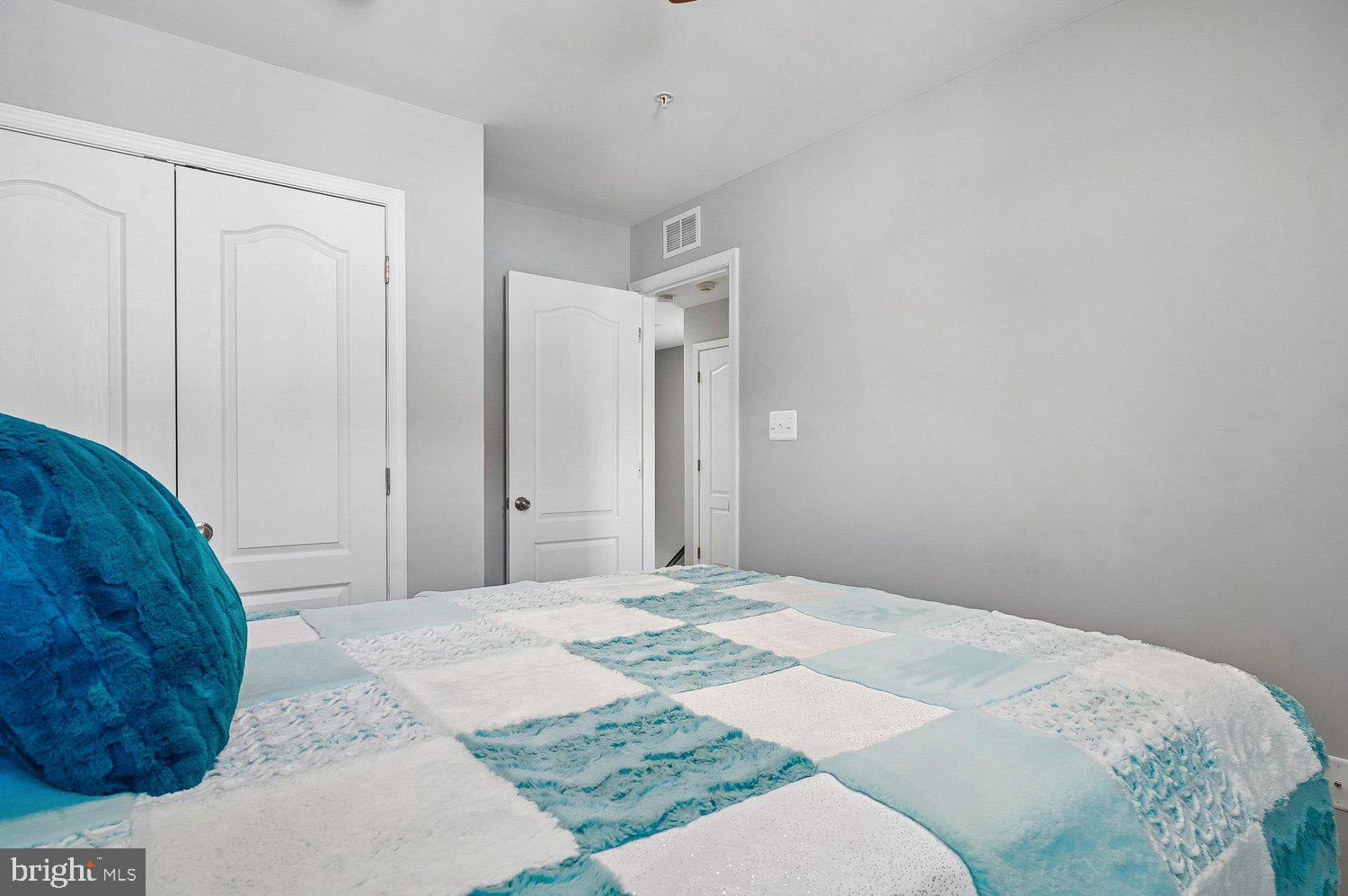 DORCHESTER VIEW - Residential