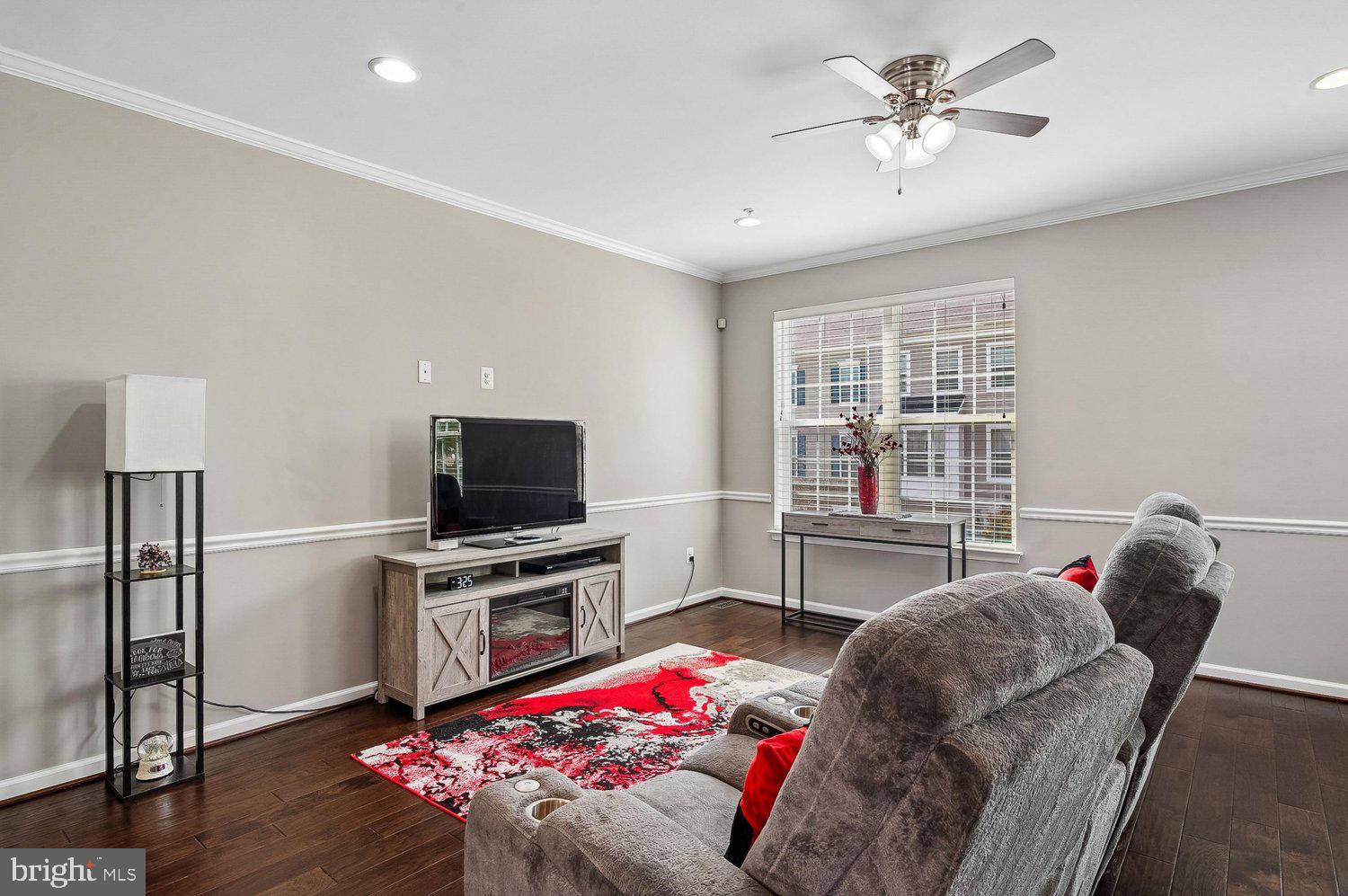 DORCHESTER VIEW - Residential