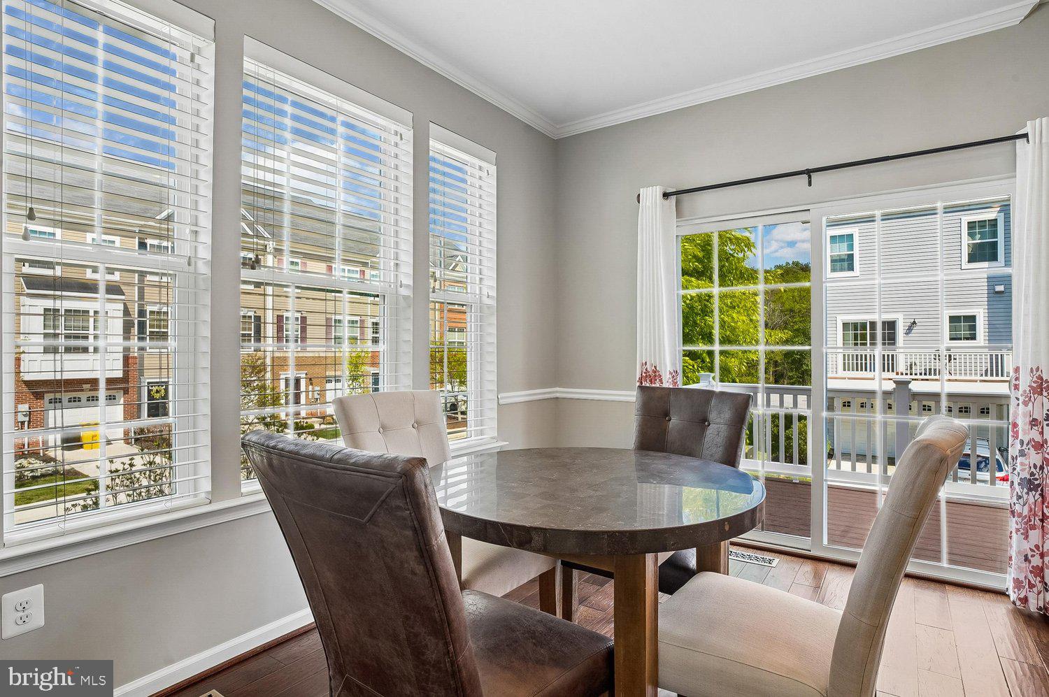 DORCHESTER VIEW - Residential