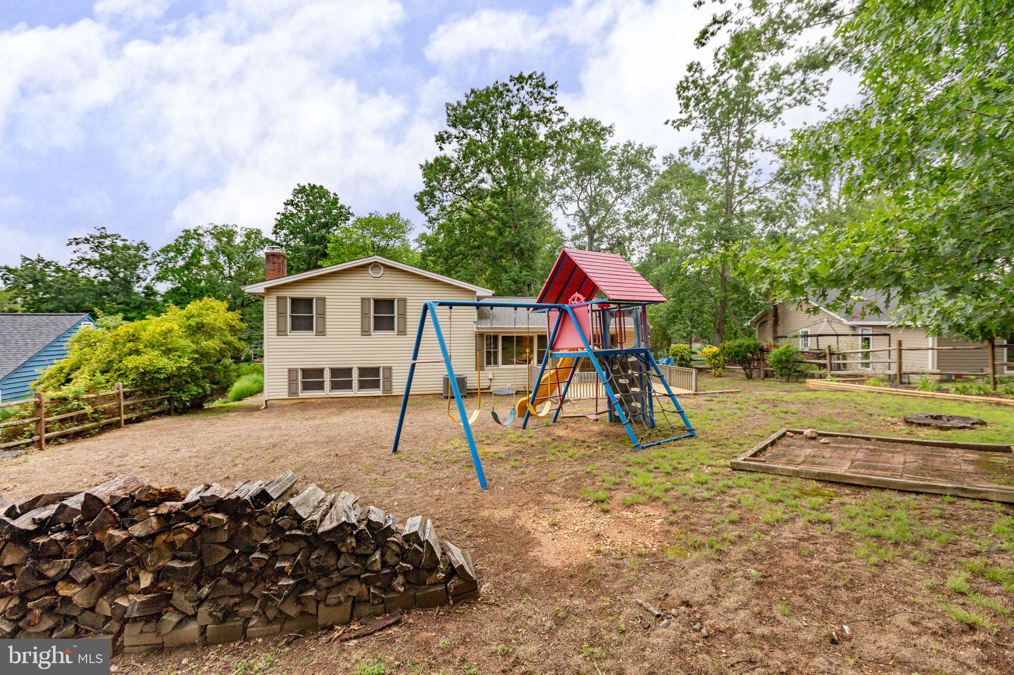 108 PINTA COVE