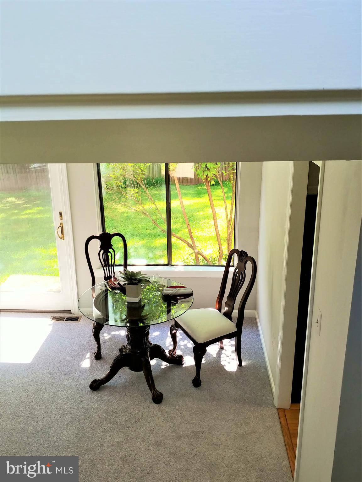 OAK TREE - Residential