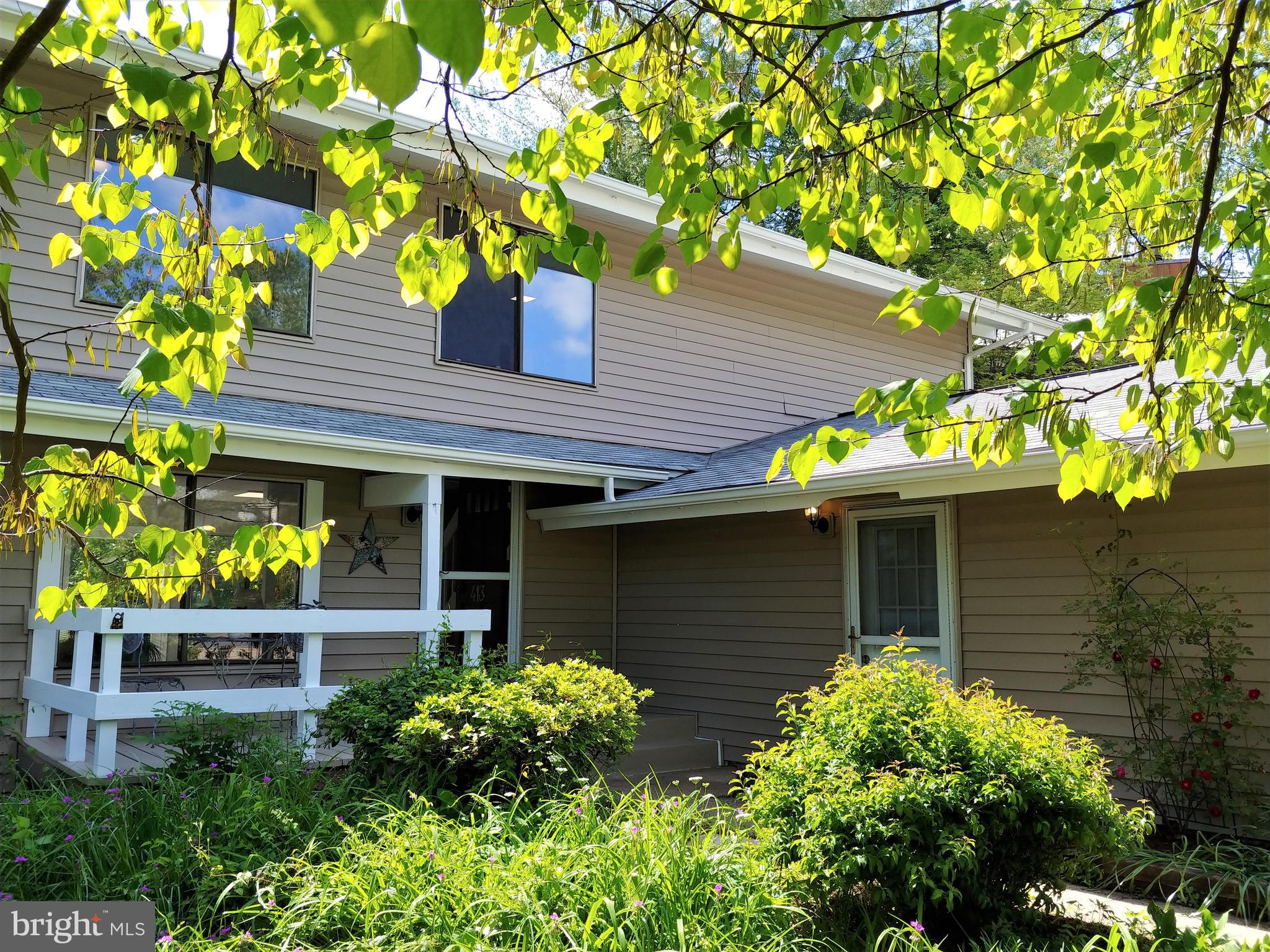 OAK TREE - Residential