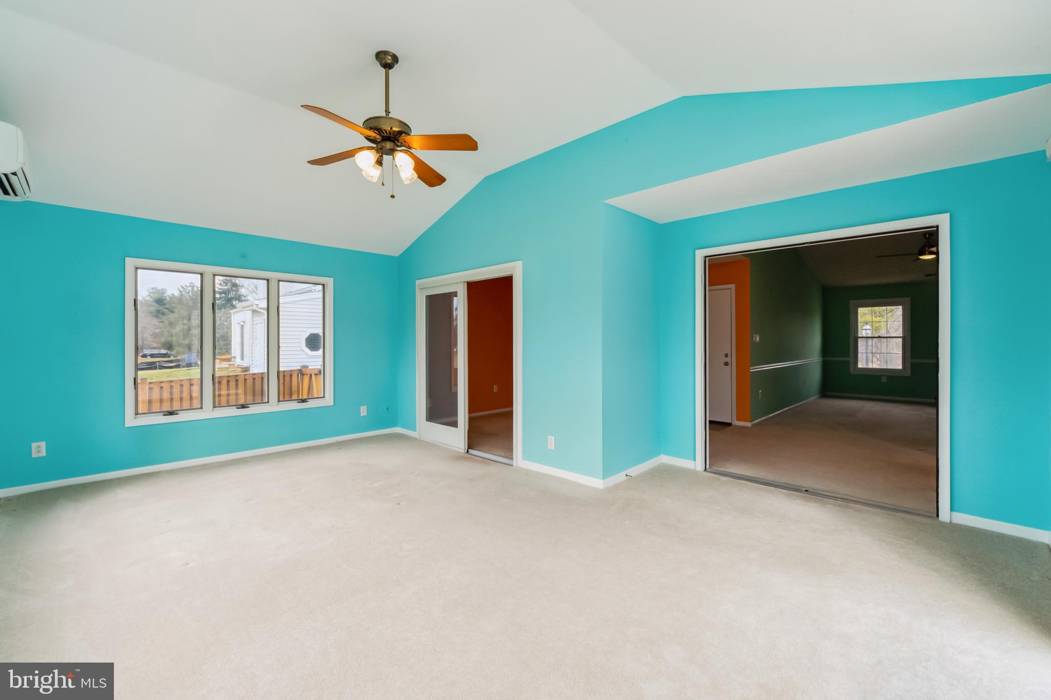 CHANTILLY FARM - Residential