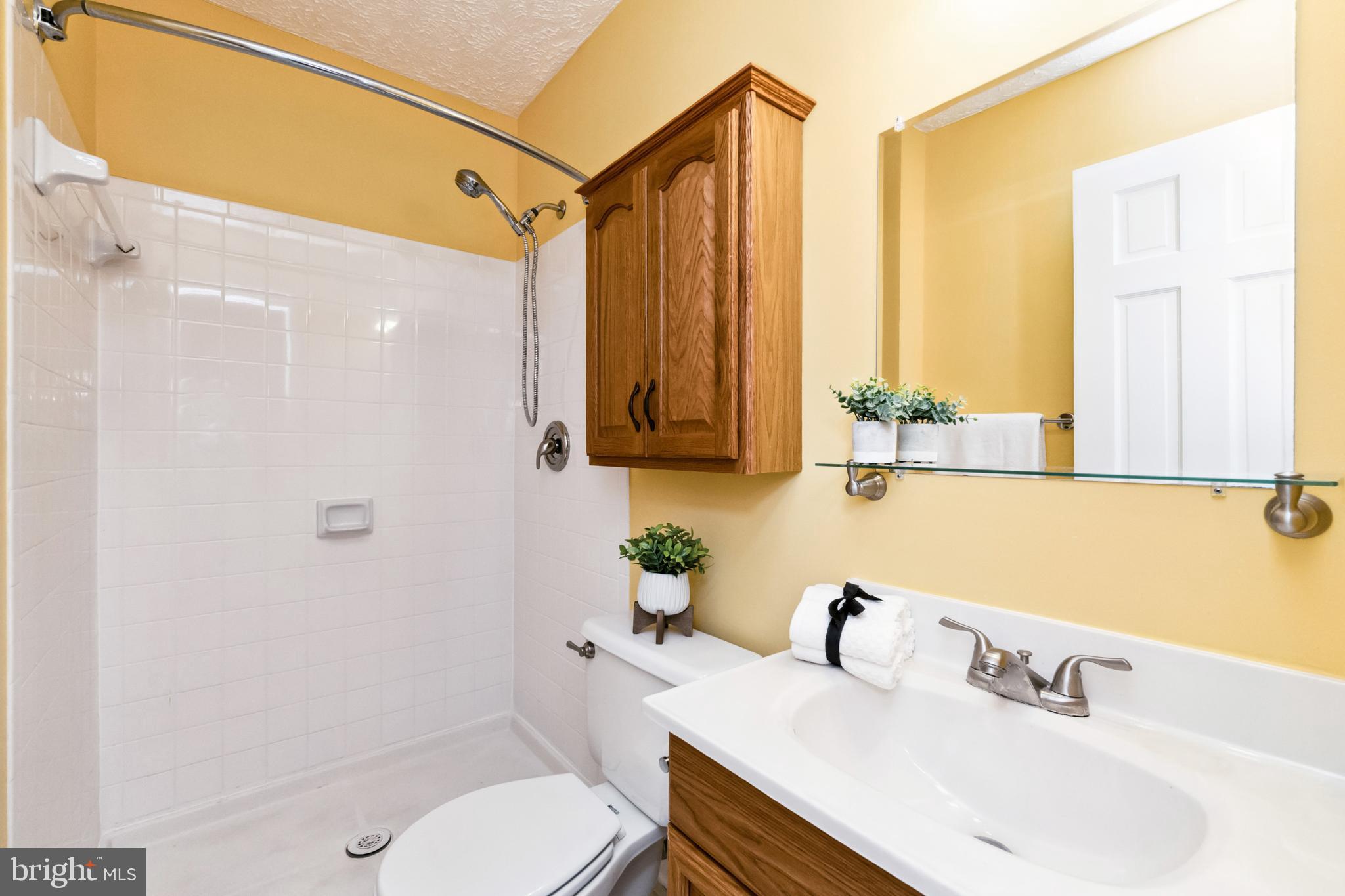 CHANTILLY FARM - Residential