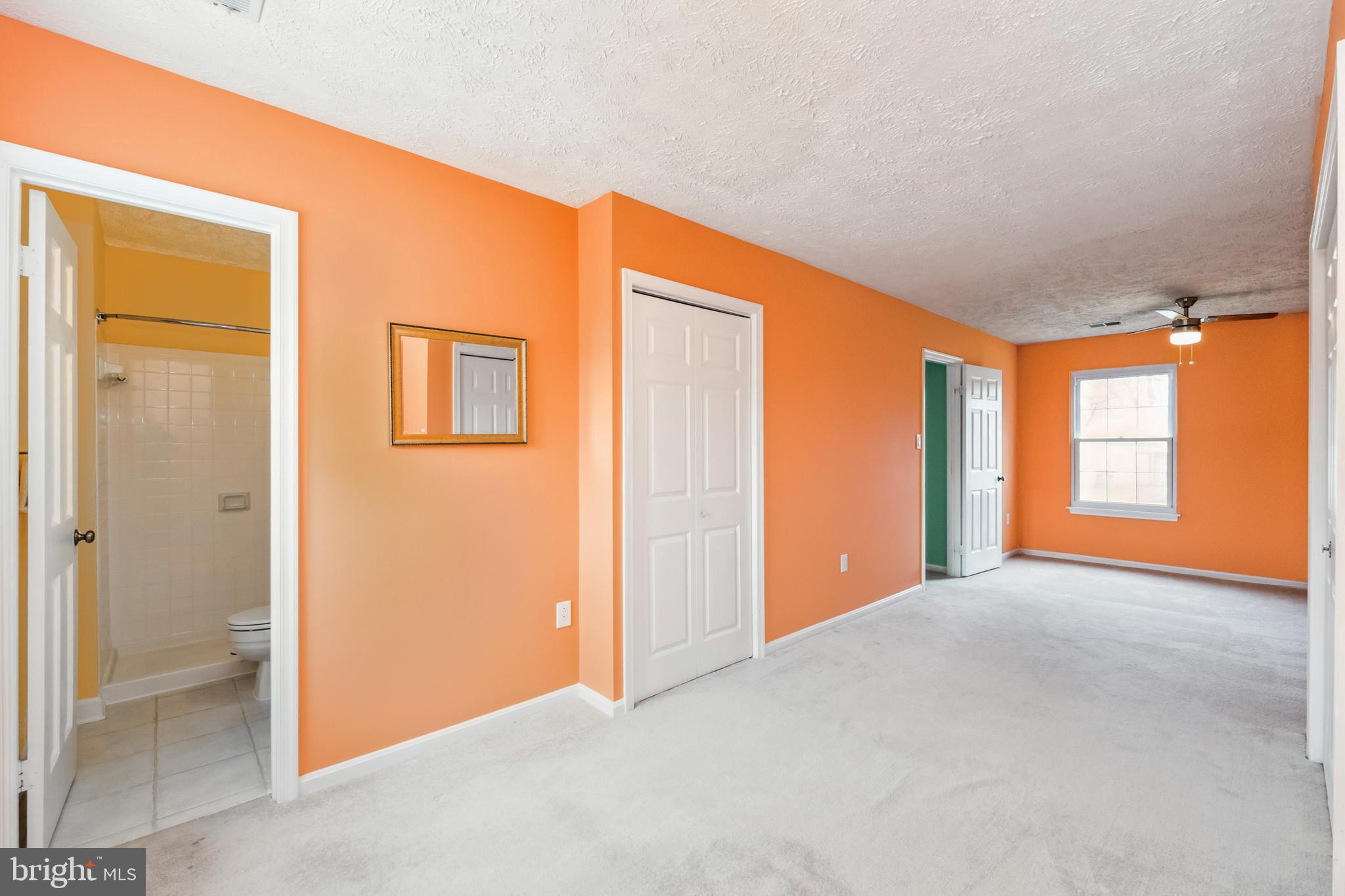 CHANTILLY FARM - Residential