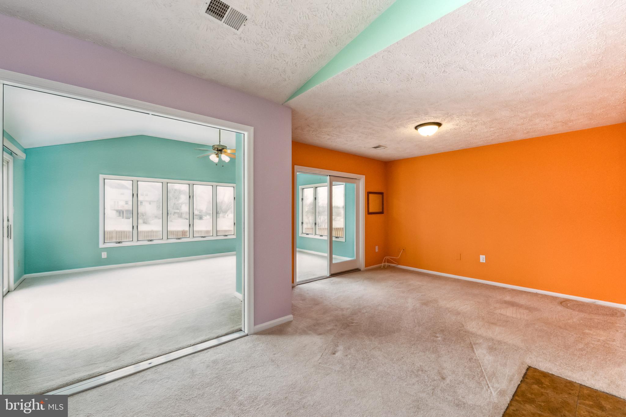 CHANTILLY FARM - Residential