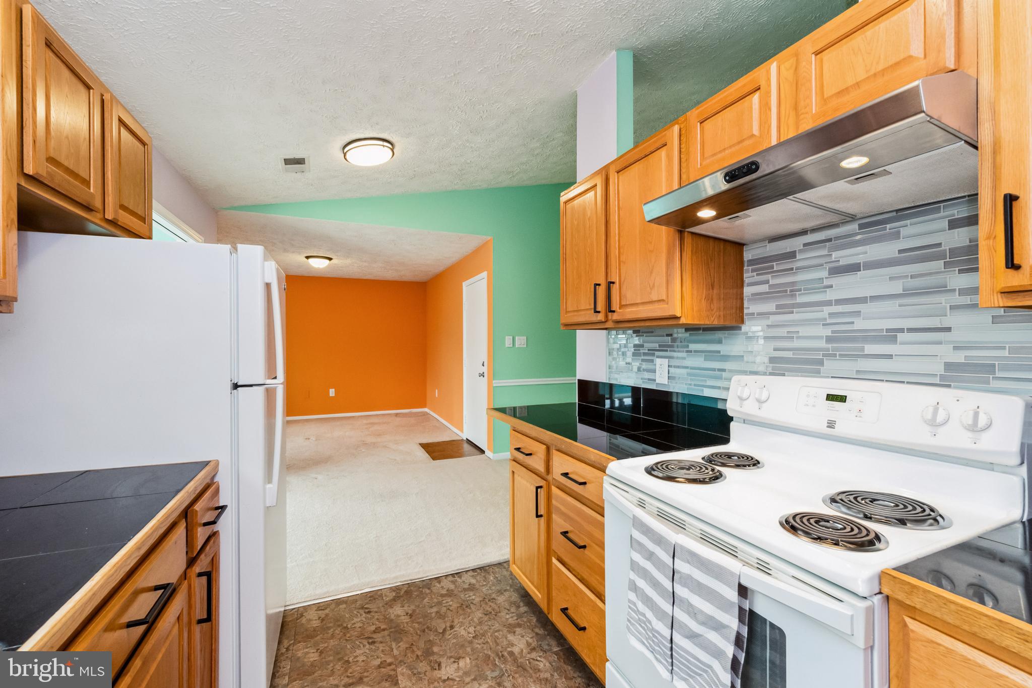 CHANTILLY FARM - Residential