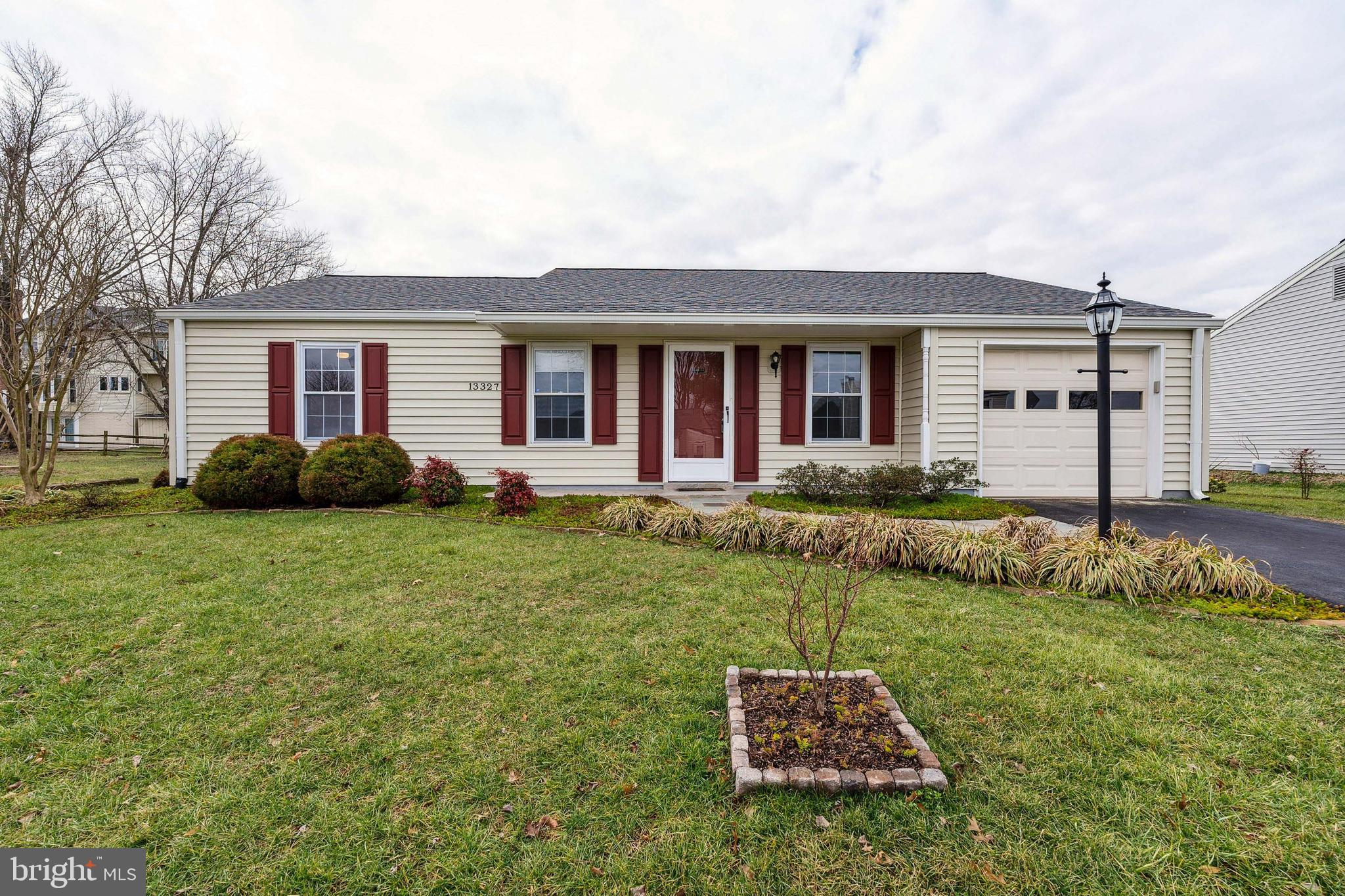CHANTILLY FARM - Residential