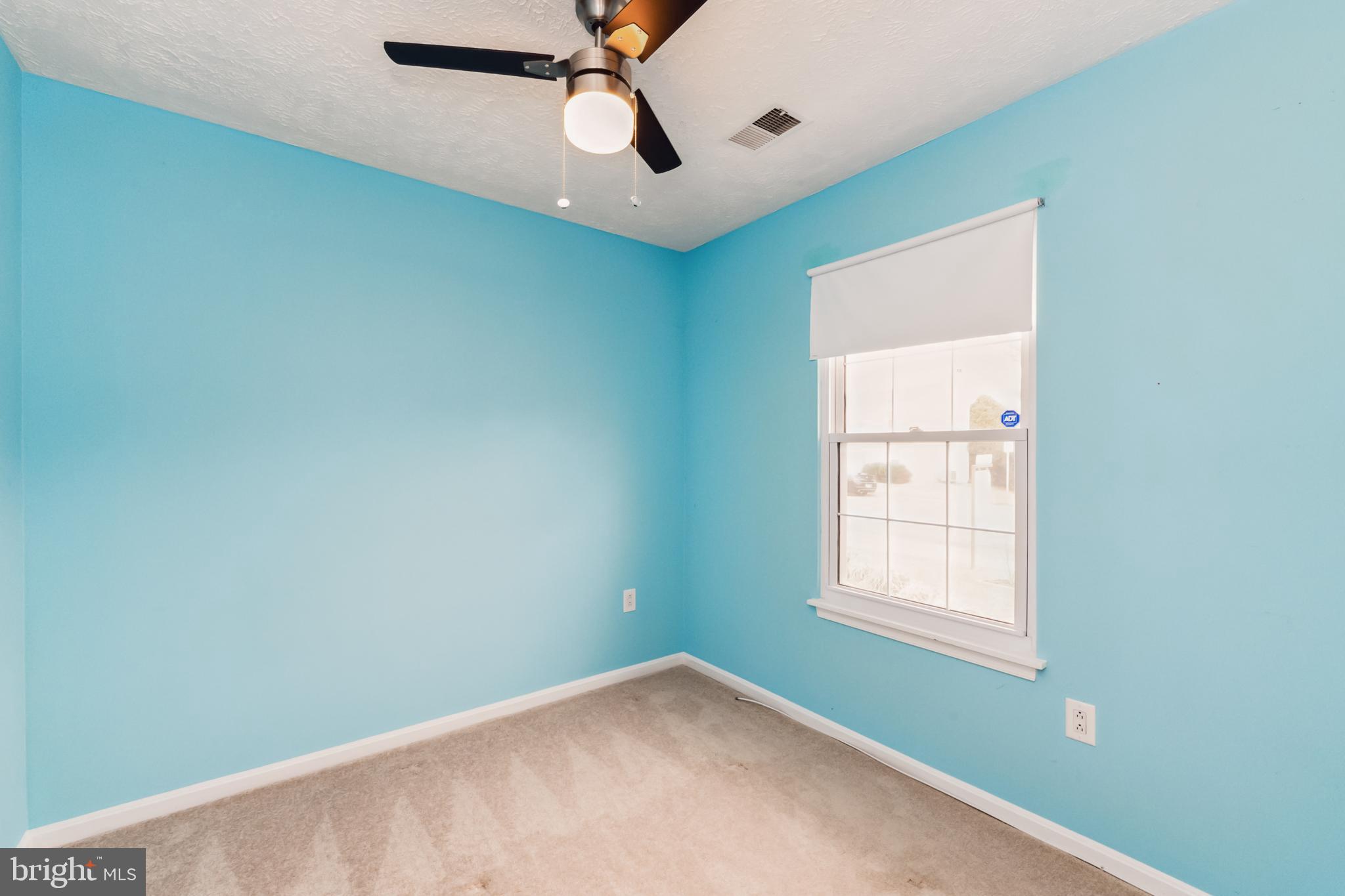 CHANTILLY FARM - Residential