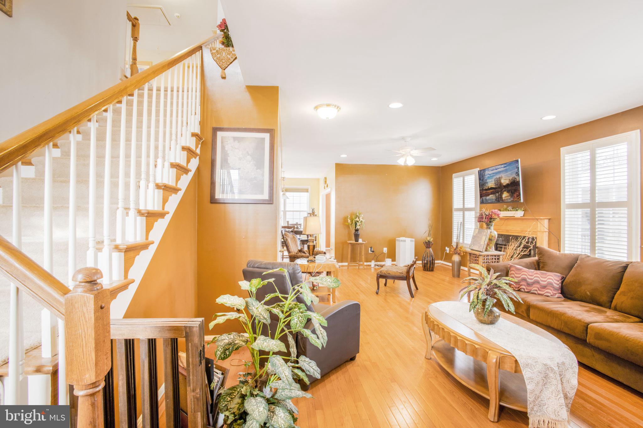 CHRISTOPHER POINTE - Residential