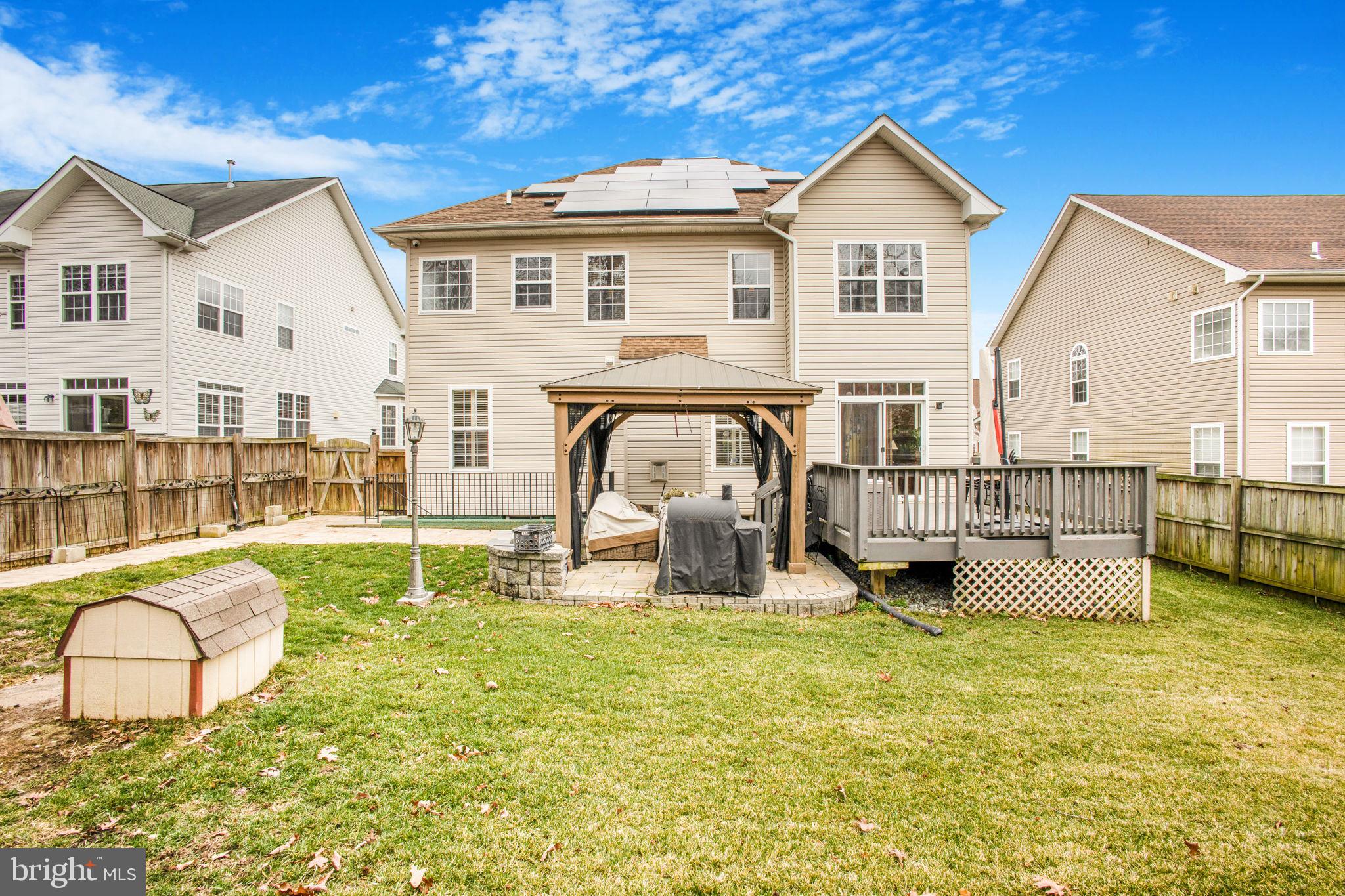 CHRISTOPHER POINTE - Residential