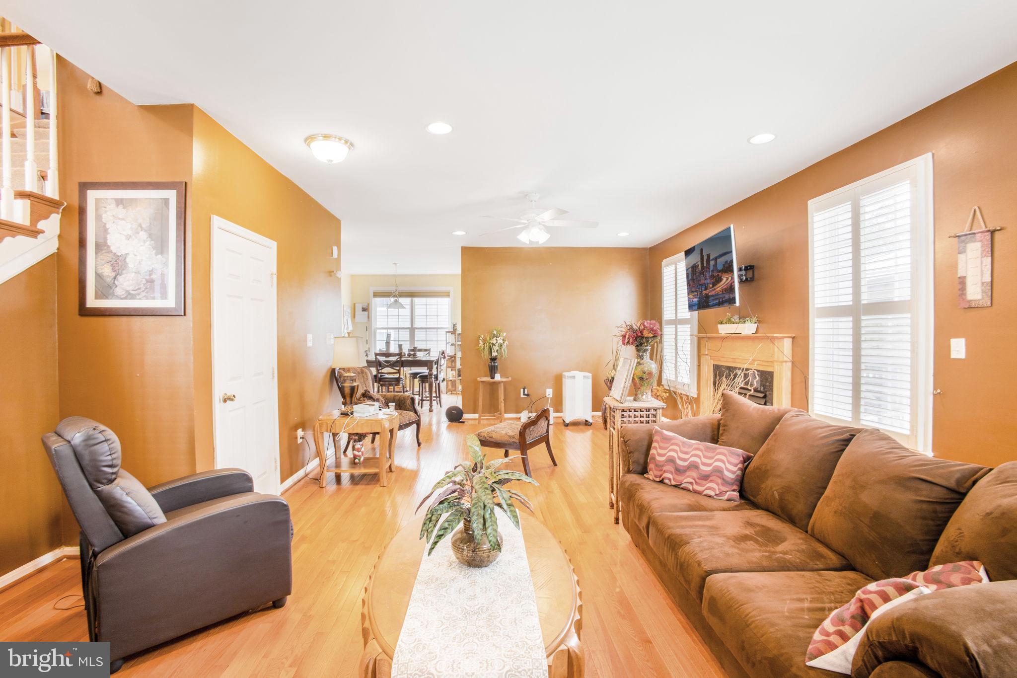 CHRISTOPHER POINTE - Residential