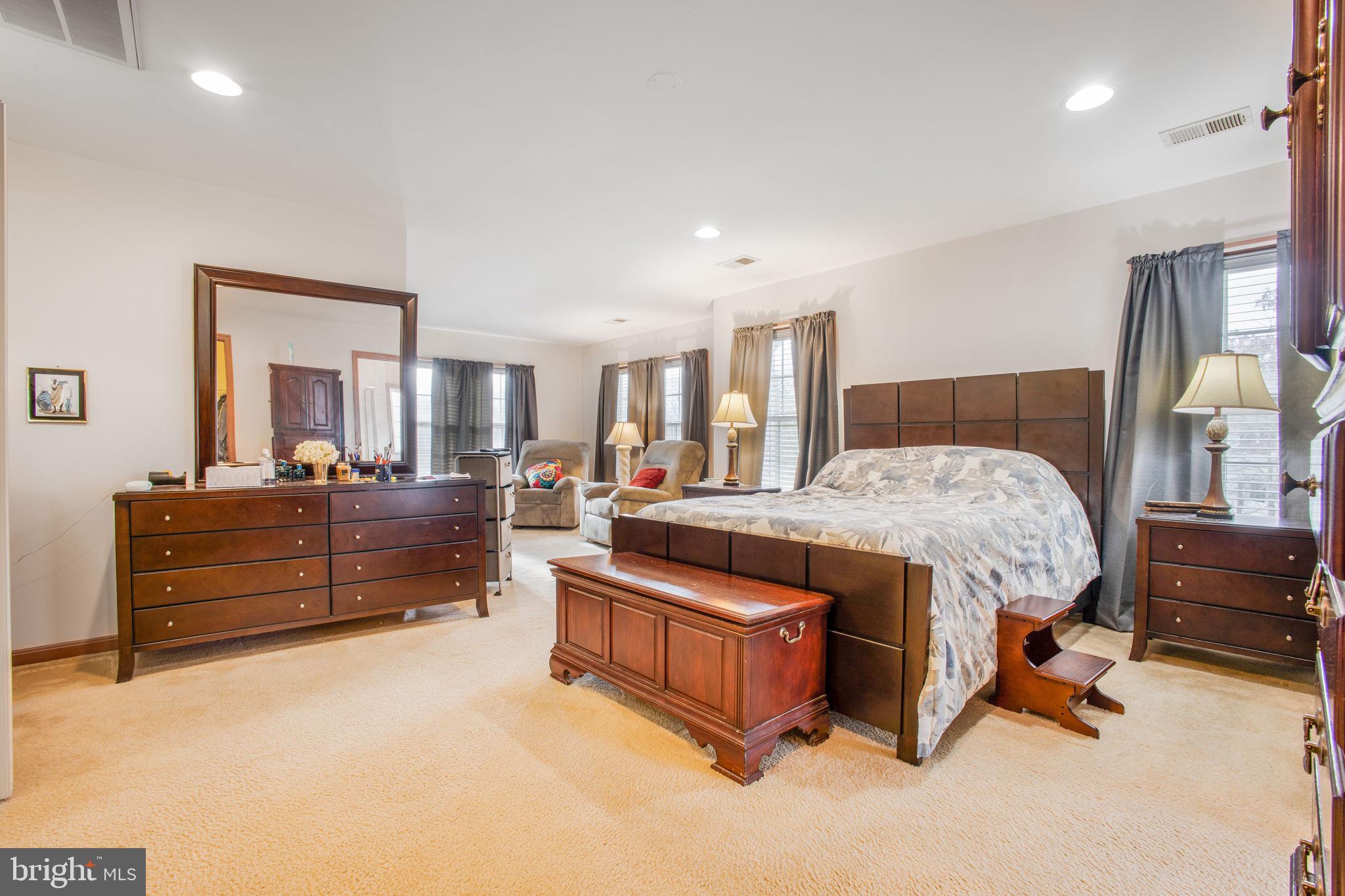 CHRISTOPHER POINTE - Residential