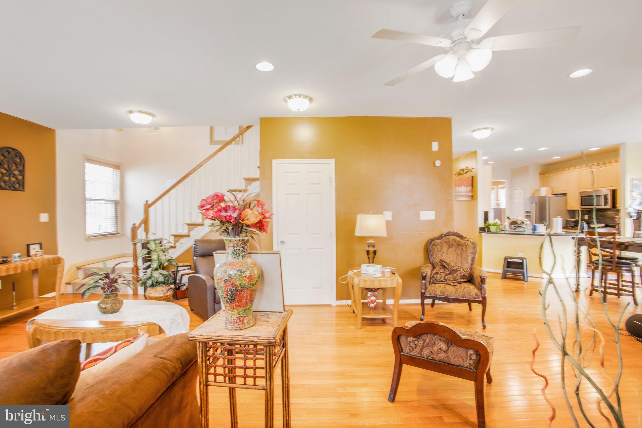 CHRISTOPHER POINTE - Residential