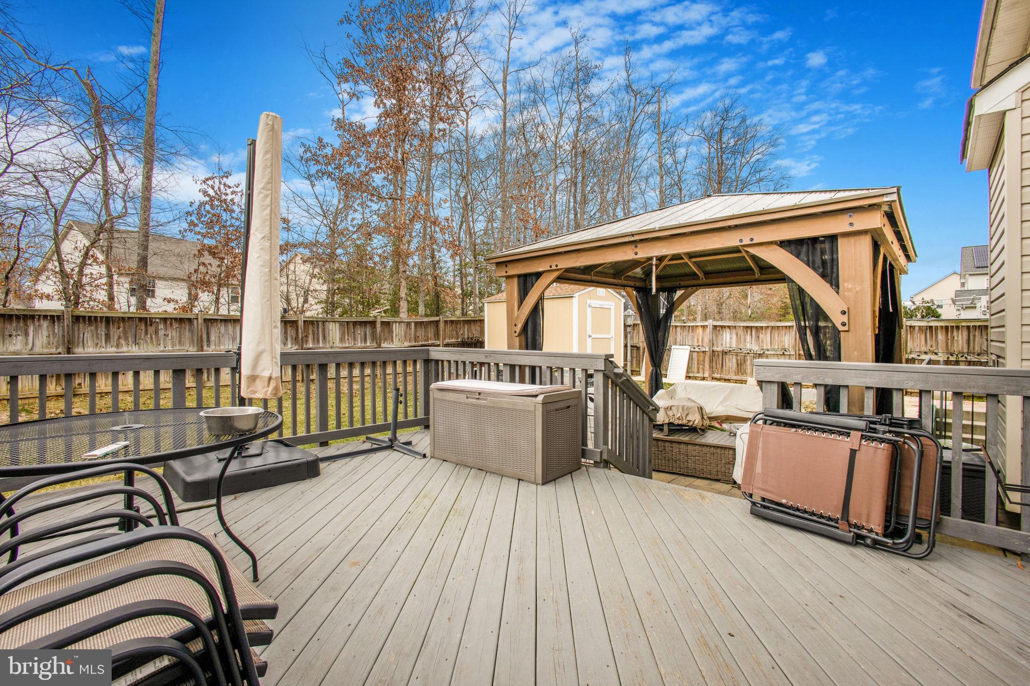 CHRISTOPHER POINTE - Residential