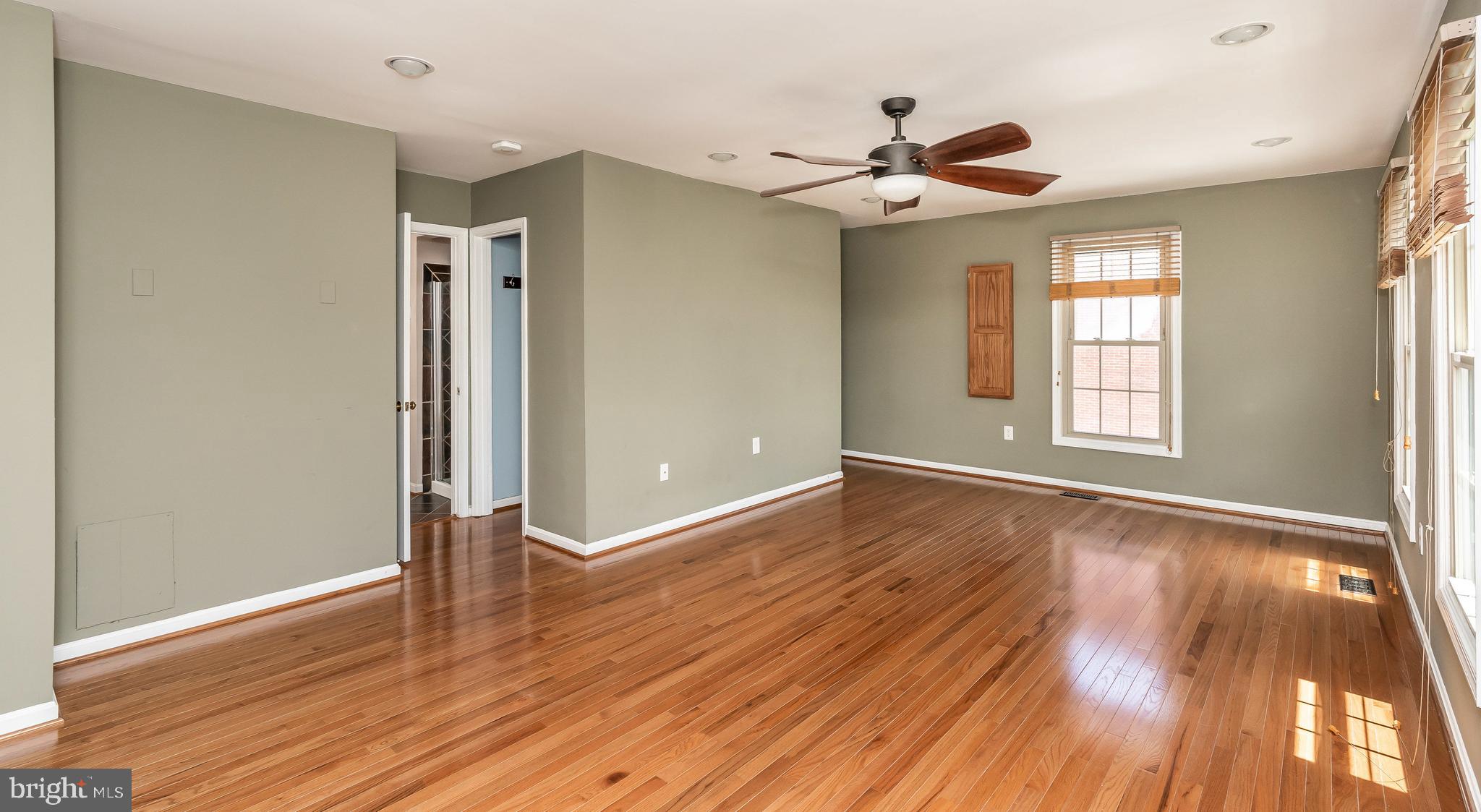 CANTON SQUARE - Residential