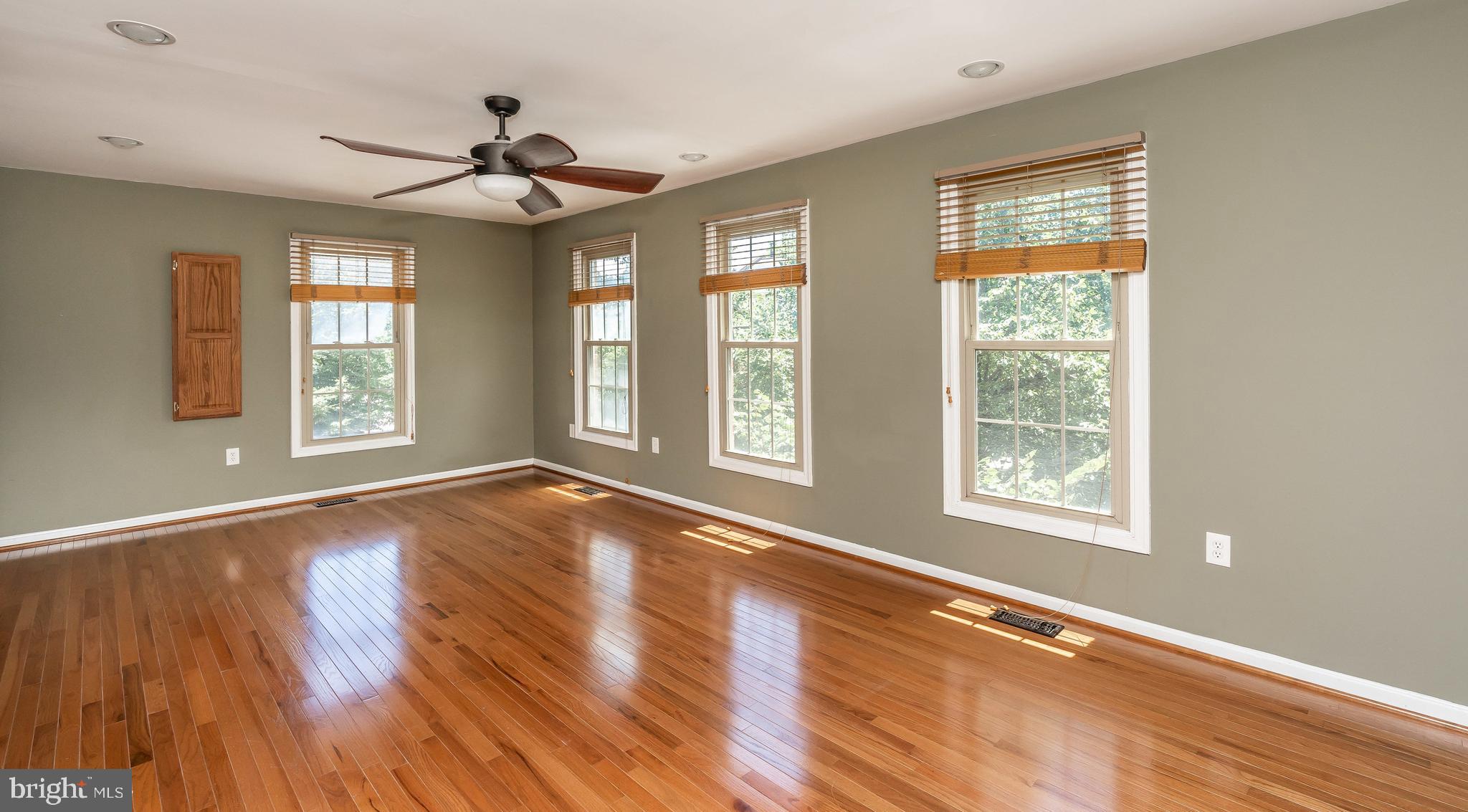 CANTON SQUARE - Residential