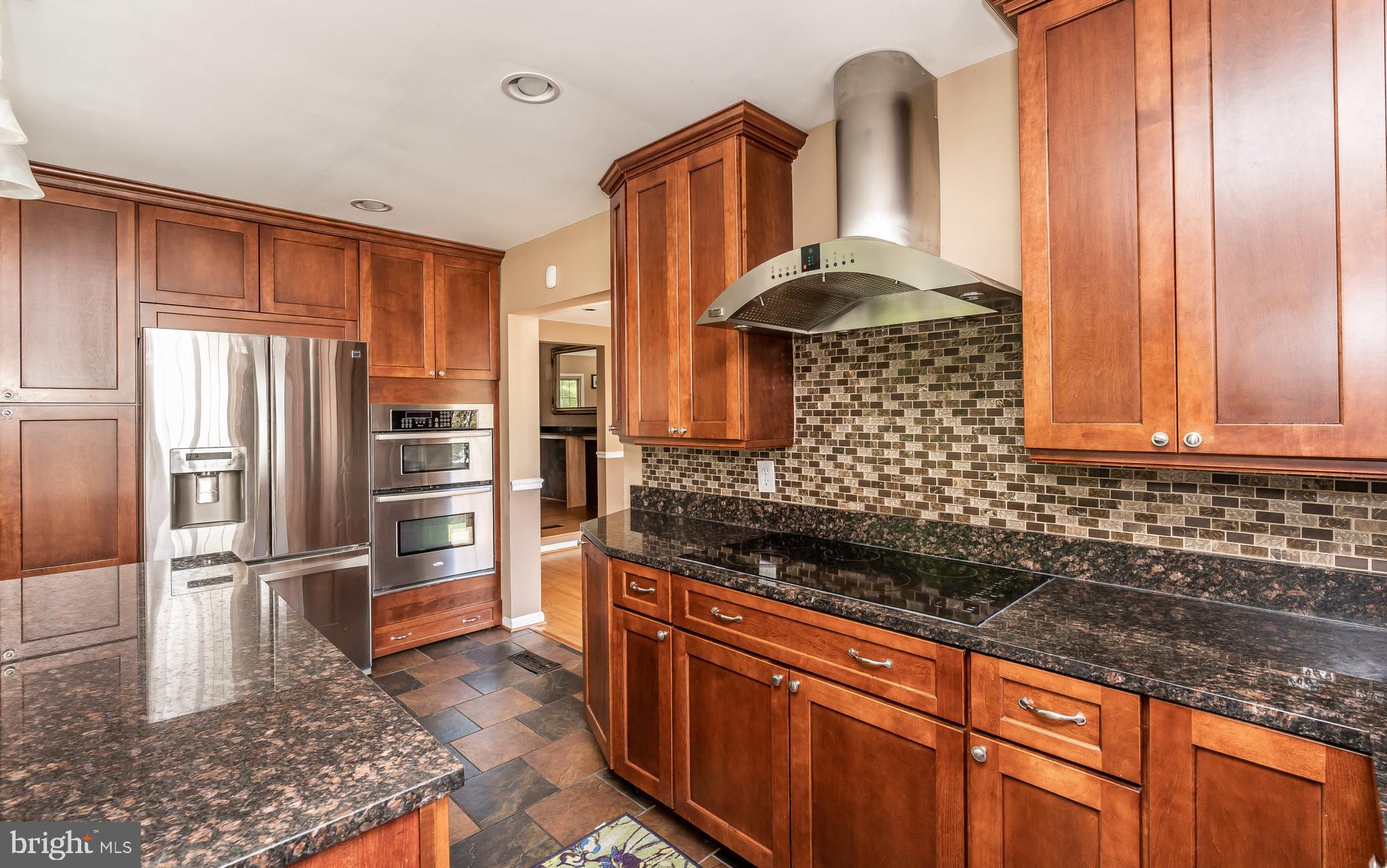 CANTON SQUARE - Residential