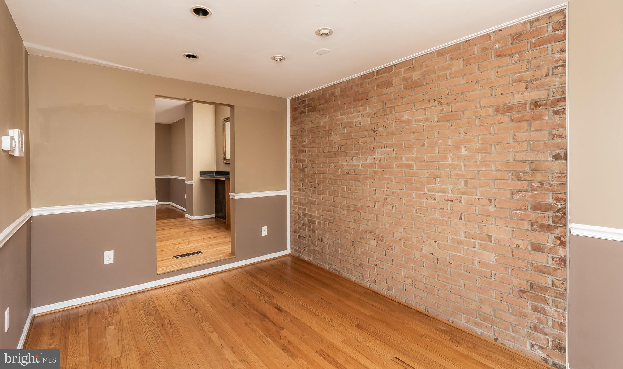 CANTON SQUARE - Residential