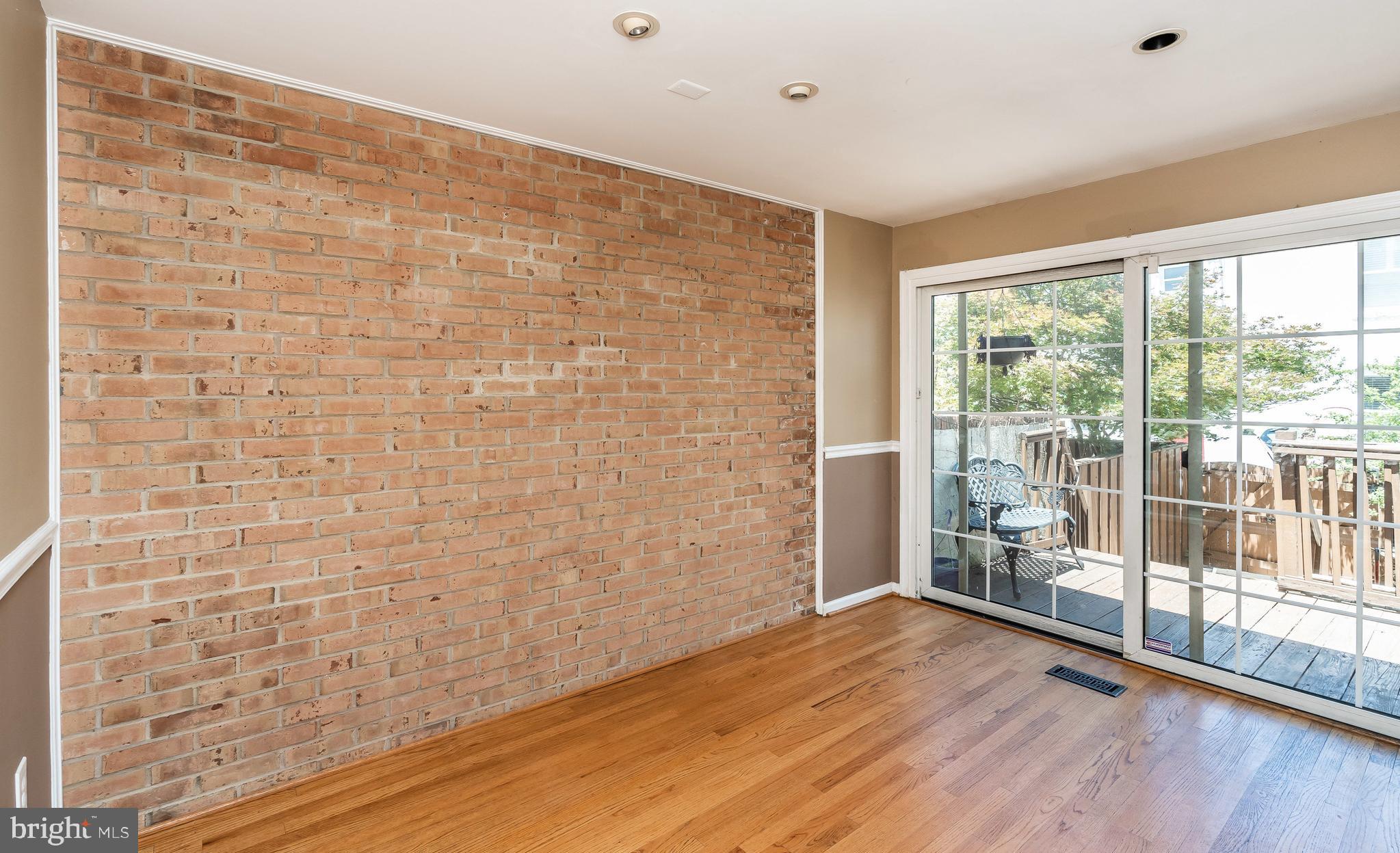 CANTON SQUARE - Residential