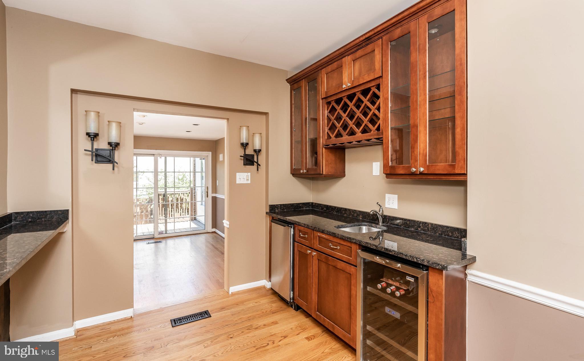 CANTON SQUARE - Residential