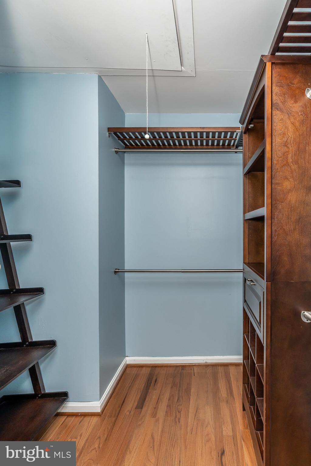 CANTON SQUARE - Residential