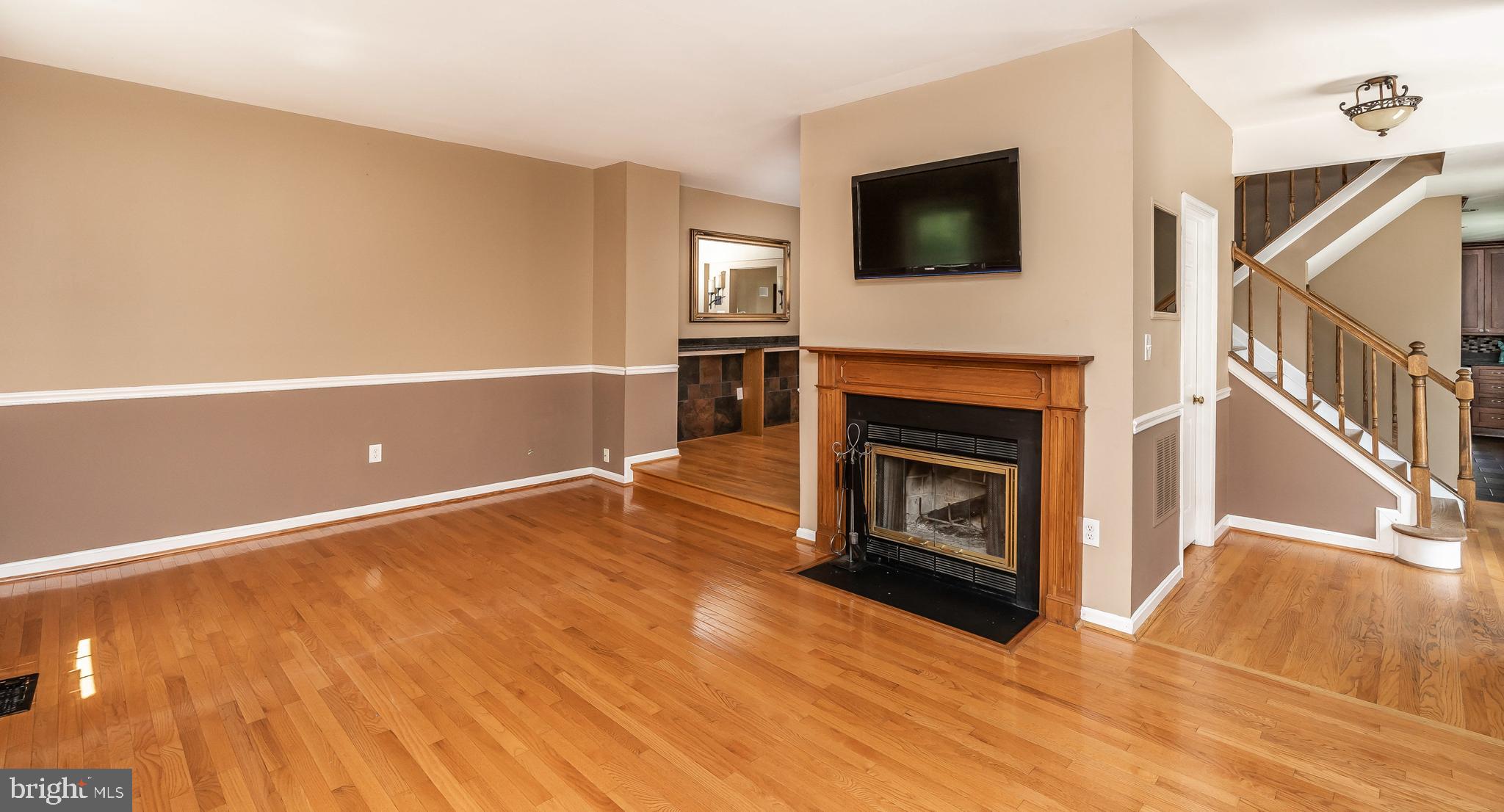 CANTON SQUARE - Residential