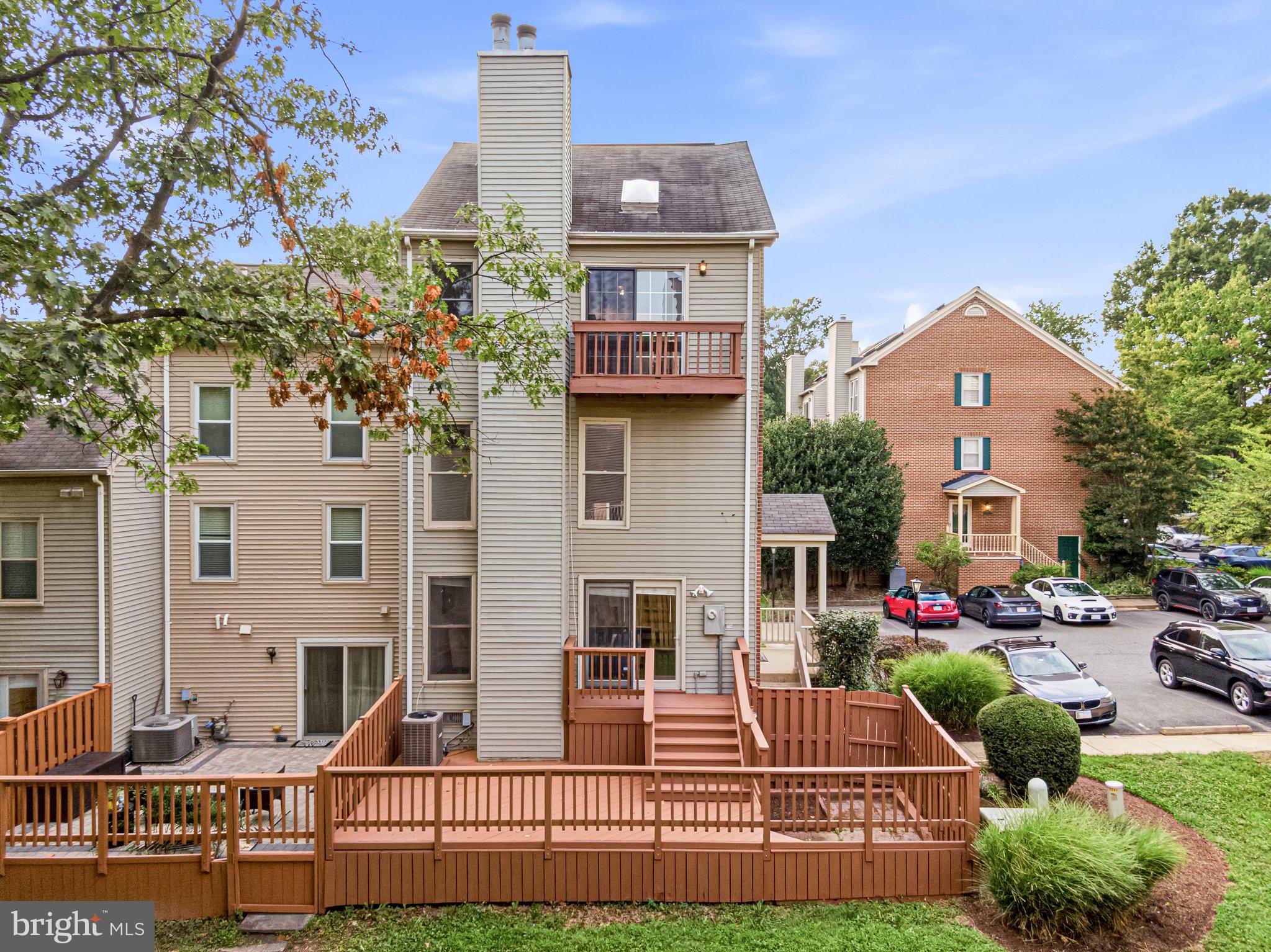 7561 CHRISLAND CV COVE