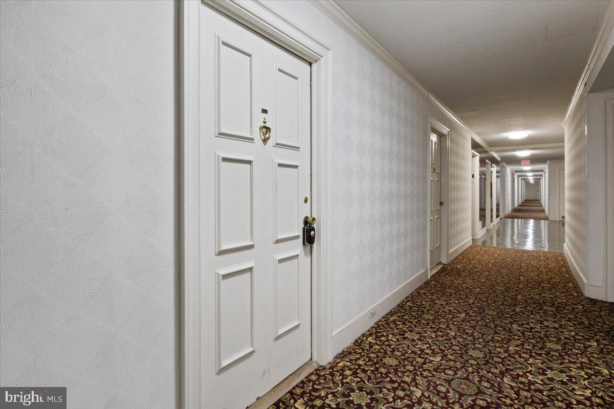 RIVER PLACE - Residential Lease