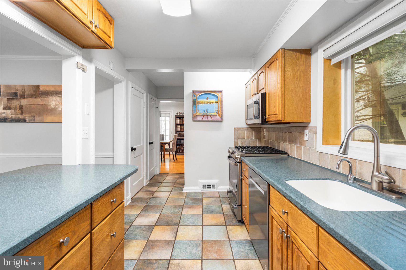 MOUNT WASHINGTON - Residential