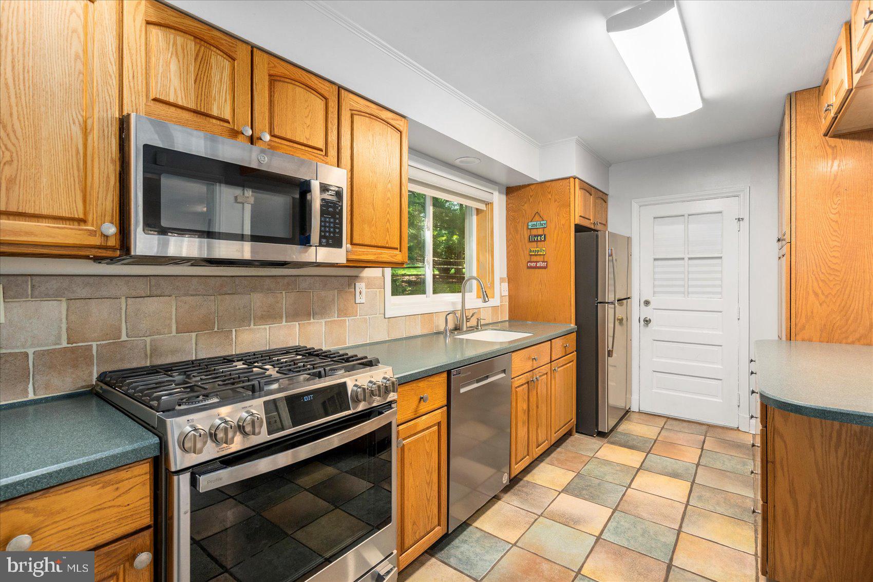 MOUNT WASHINGTON - Residential