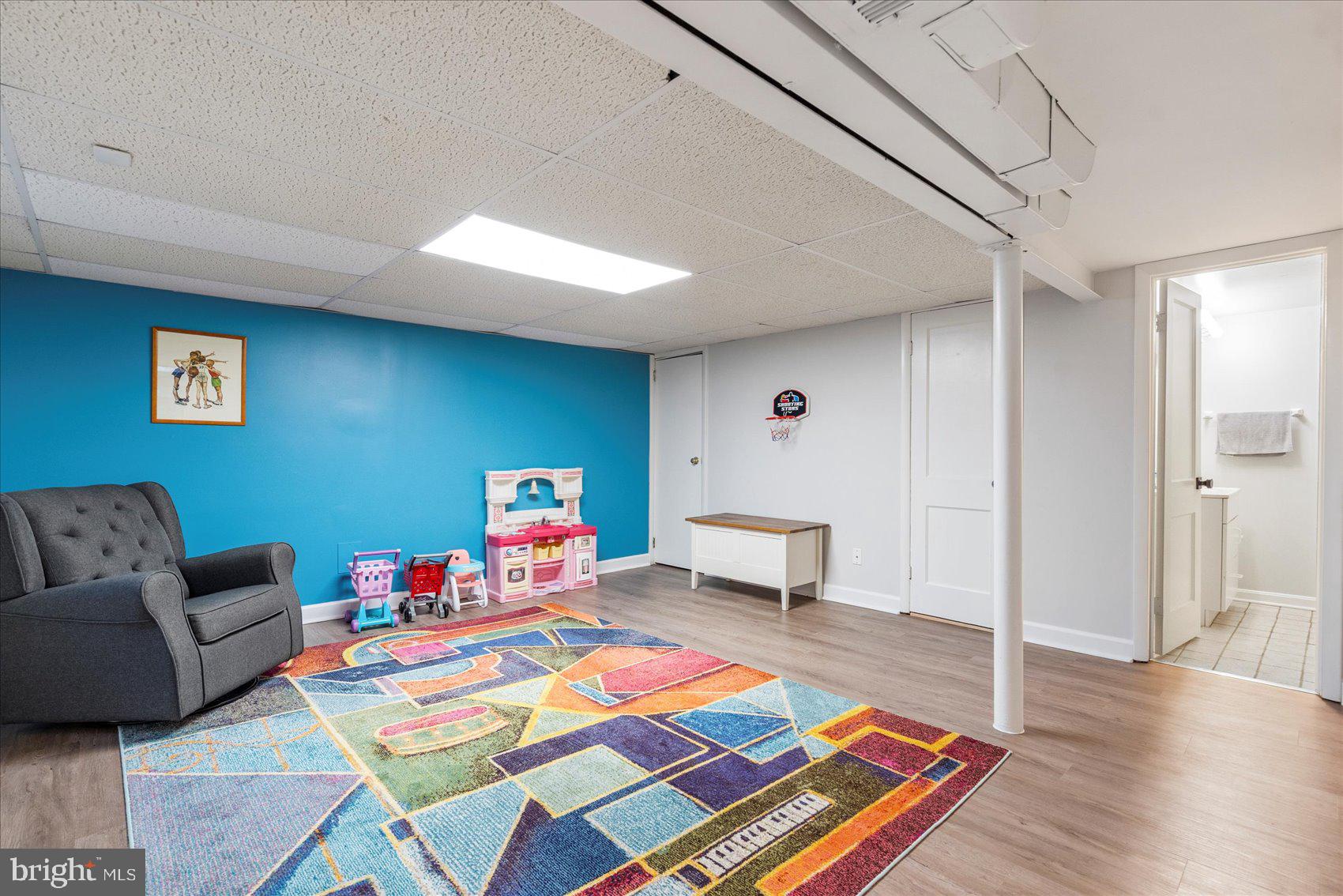 MOUNT WASHINGTON - Residential